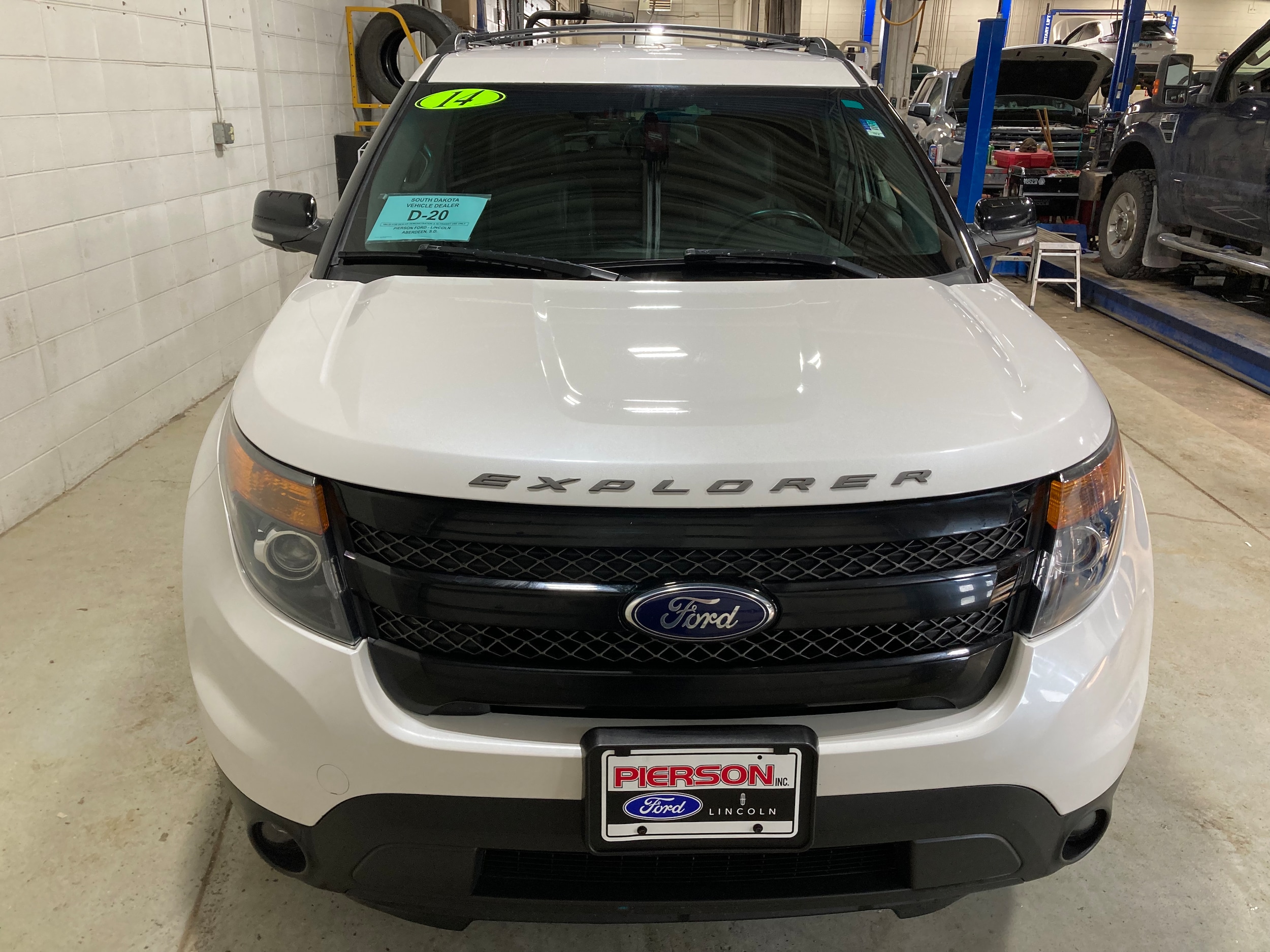 Used 2014 Ford Explorer Sport with VIN 1FM5K8GT4EGC44663 for sale in Aberdeen, SD