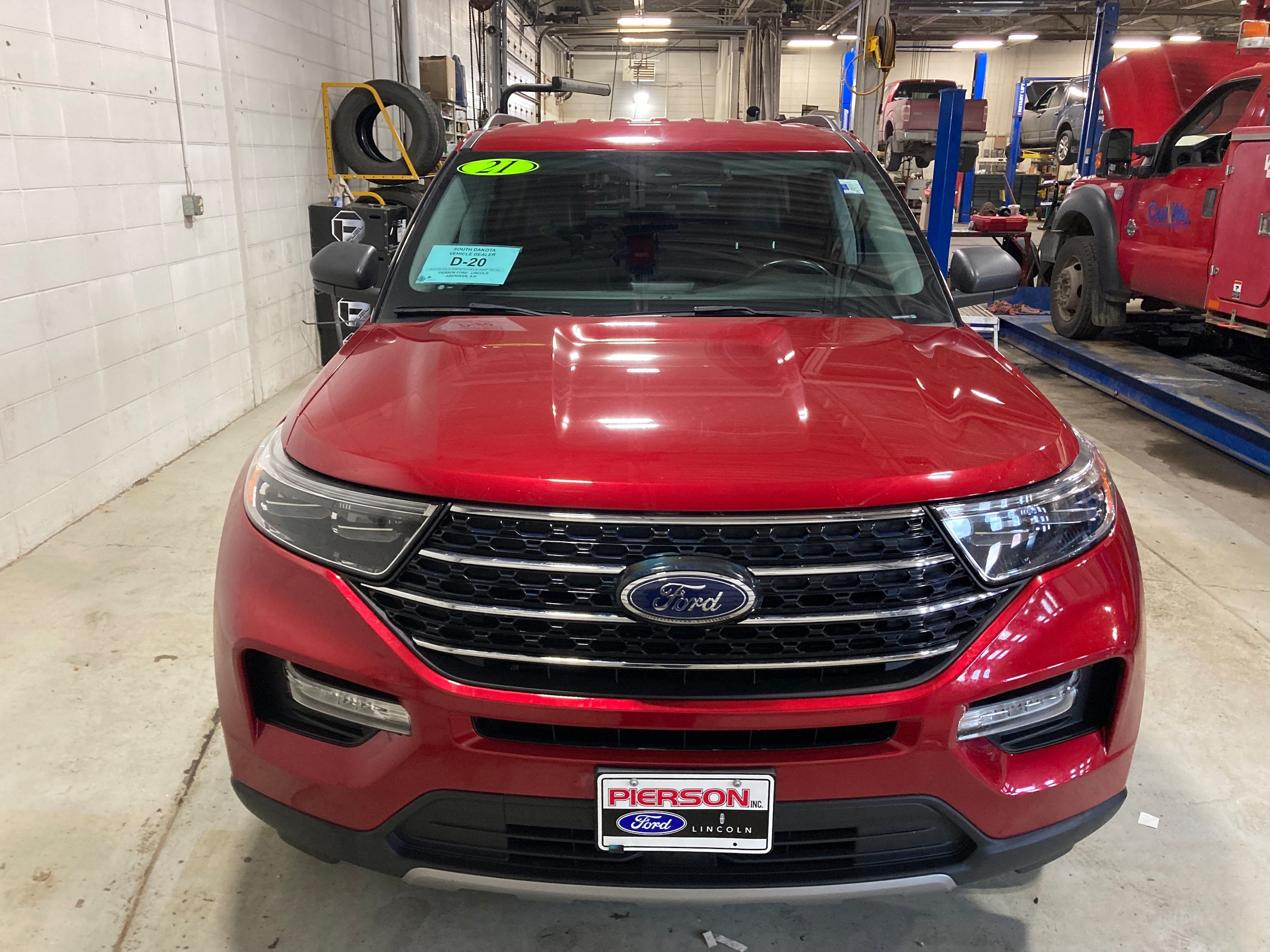 Used 2021 Ford Explorer XLT with VIN 1FMSK8DH1MGA50321 for sale in Aberdeen, SD