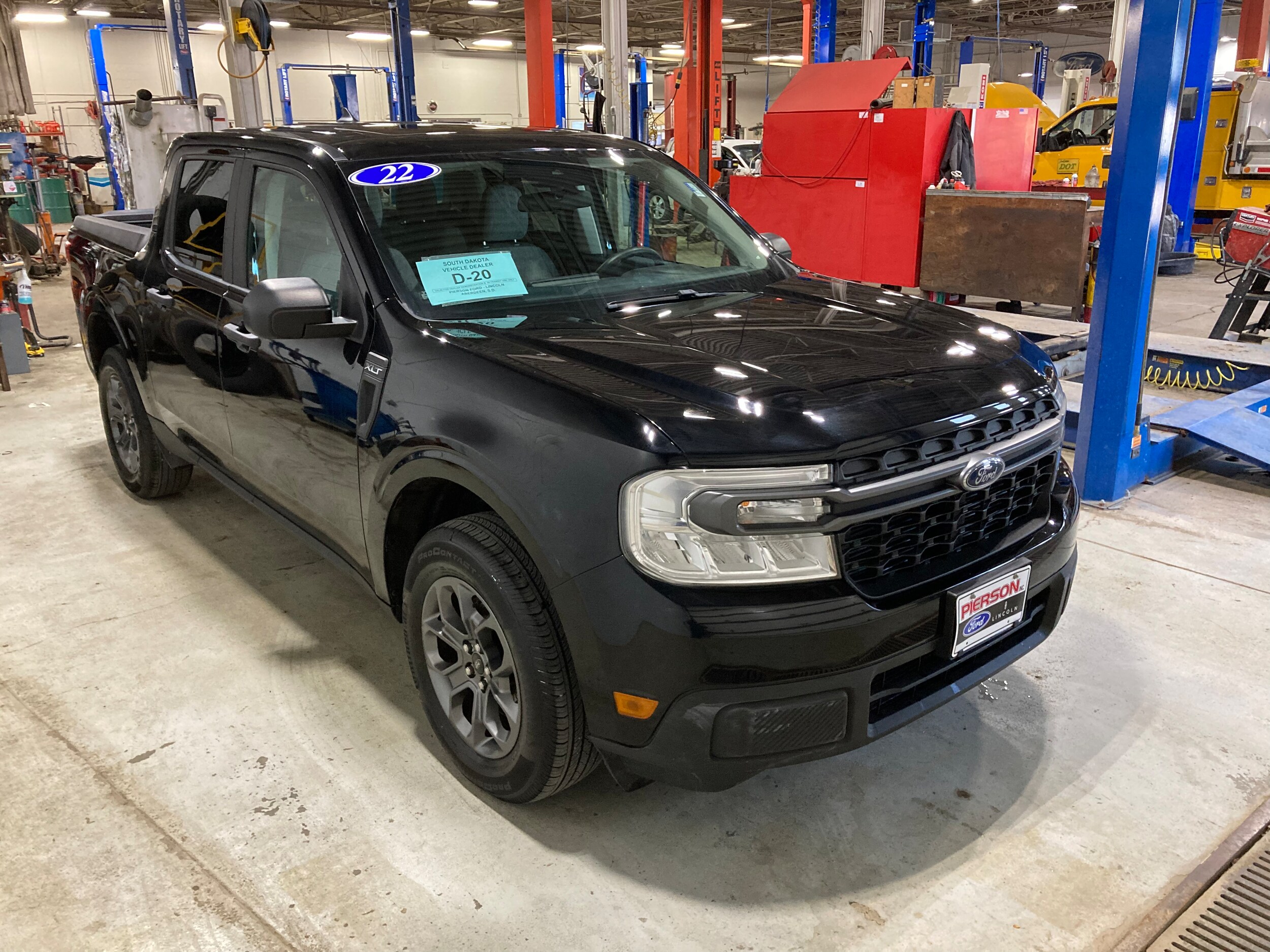 2022 Ford Maverick XLT photo 3