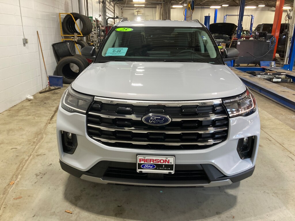 New 2025 Ford Explorer Active SUV