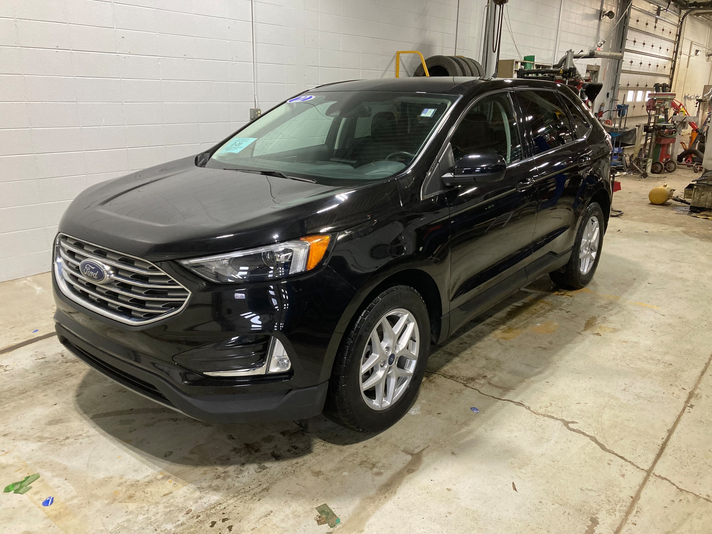 2022 Ford Edge SEL