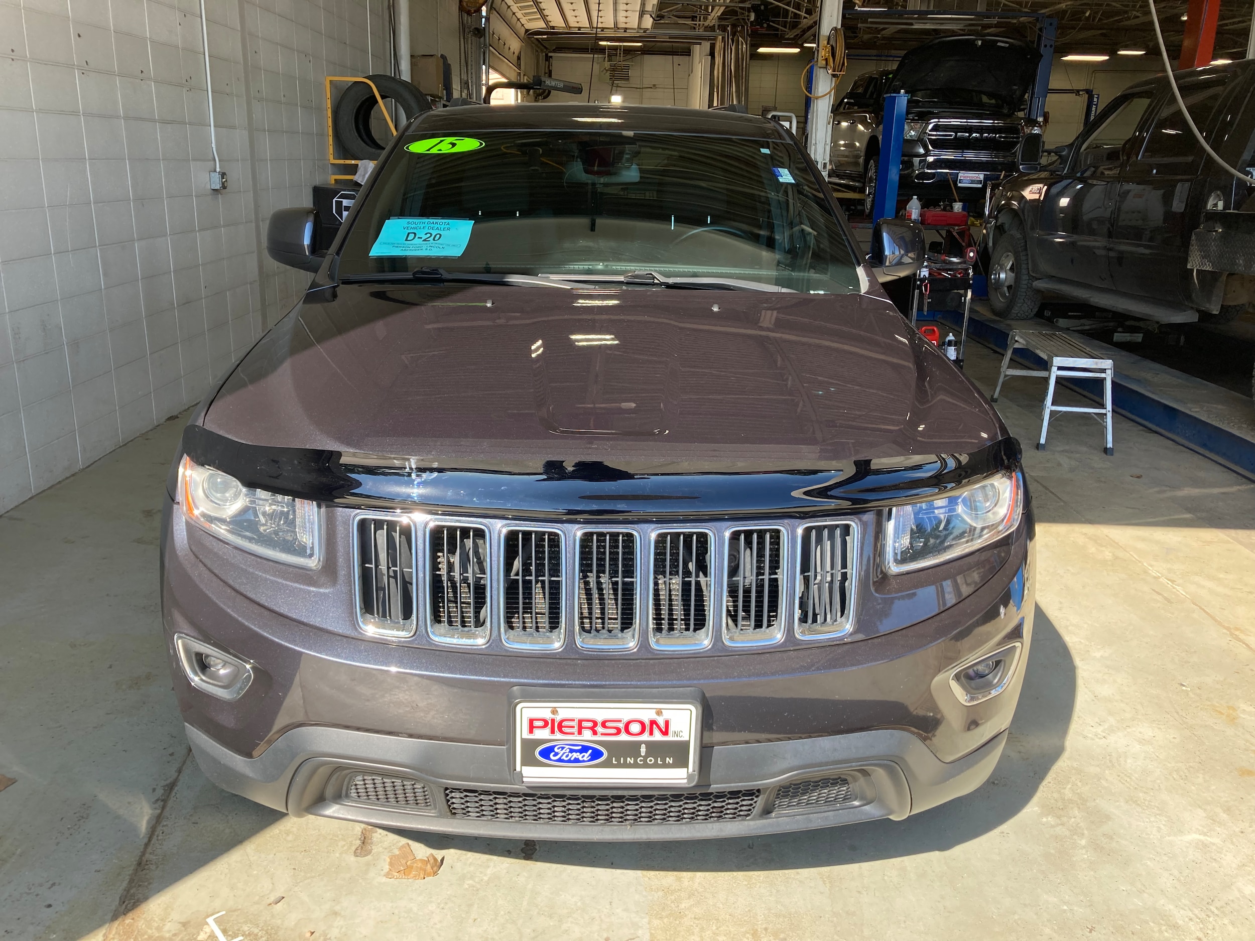 Used 2015 Jeep Grand Cherokee Laredo E with VIN 1C4RJFAG5FC790230 for sale in Aberdeen, SD