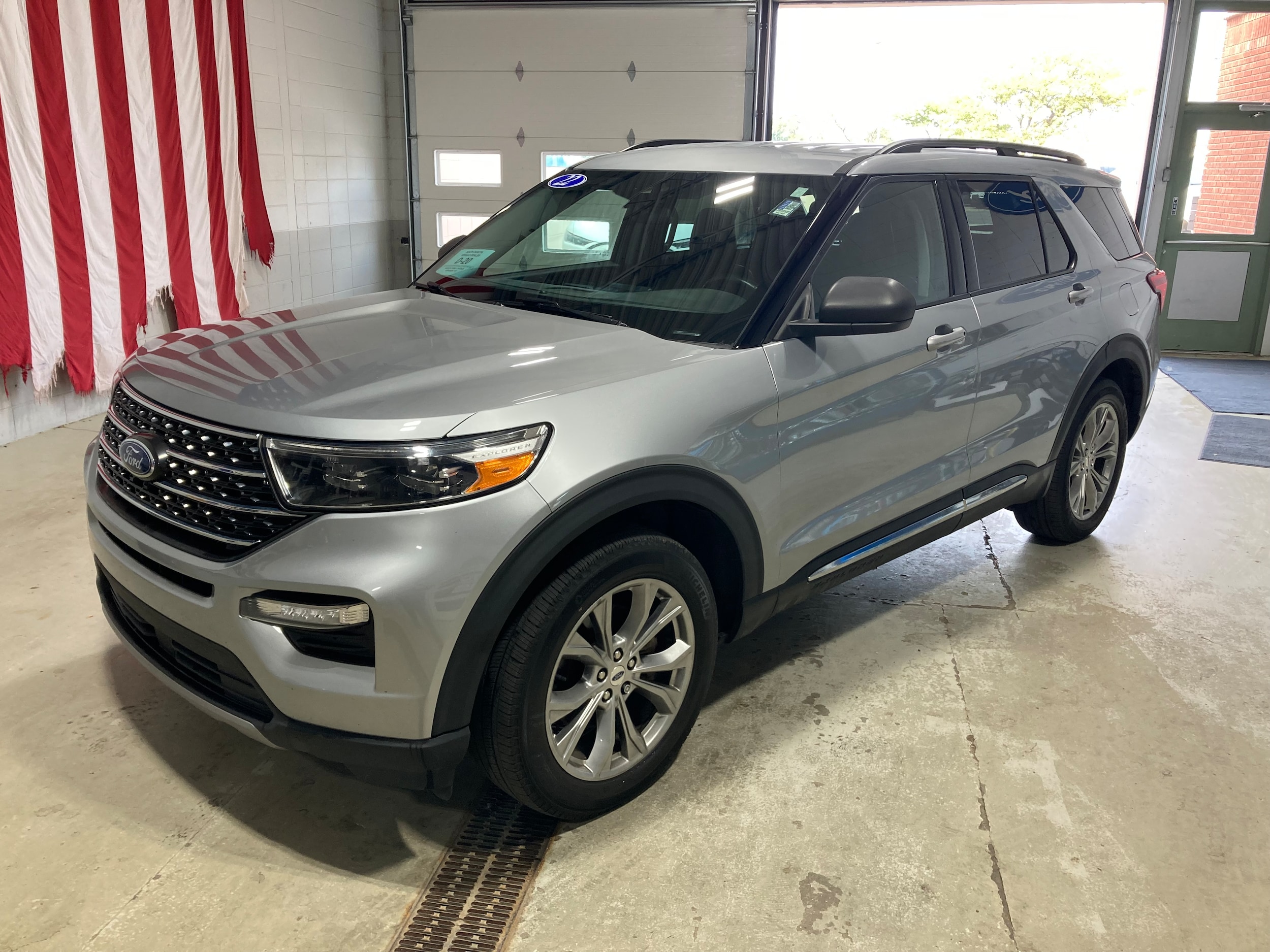 2022 Ford Explorer SUV 
