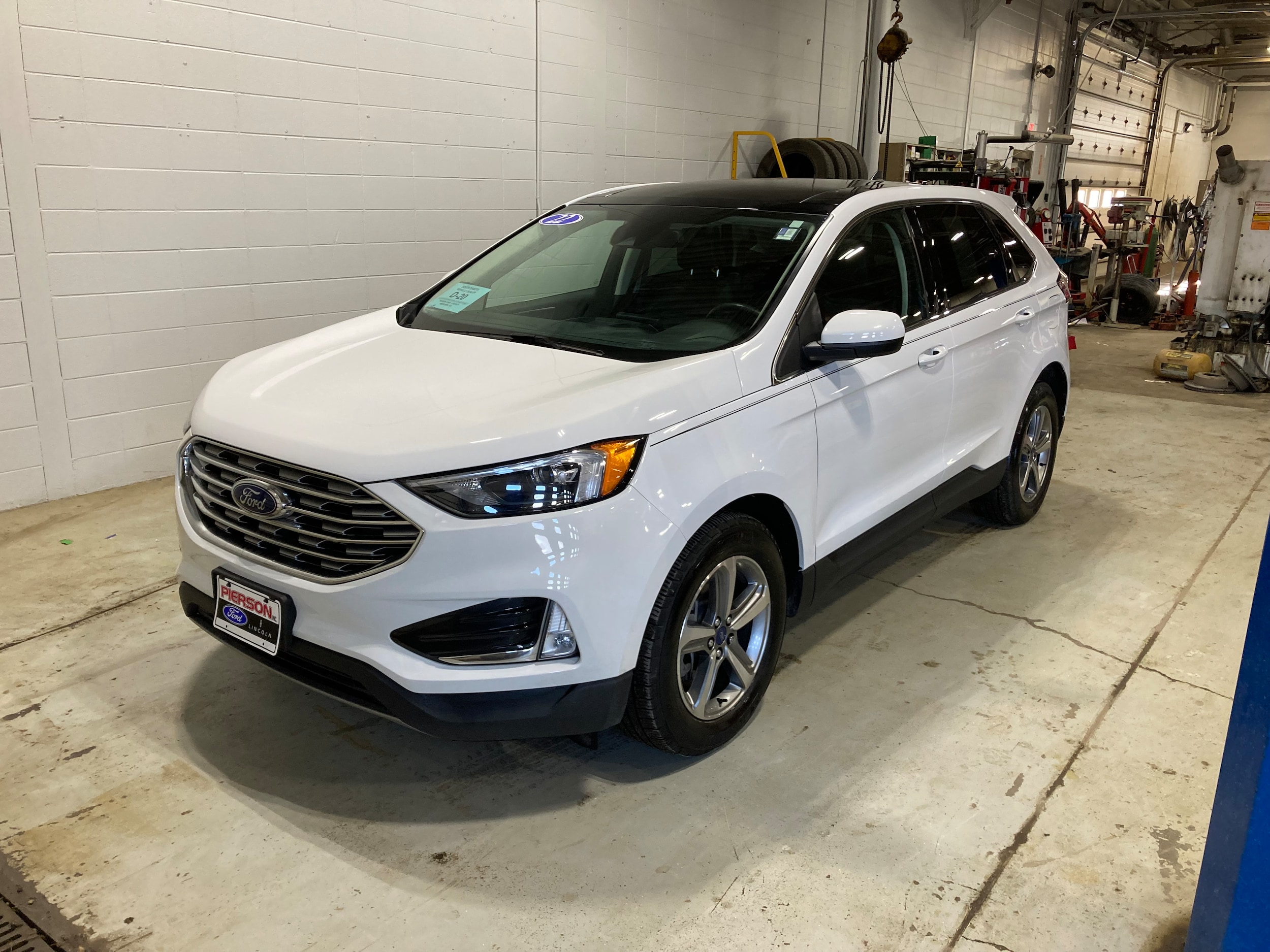2022 Ford Edge SEL