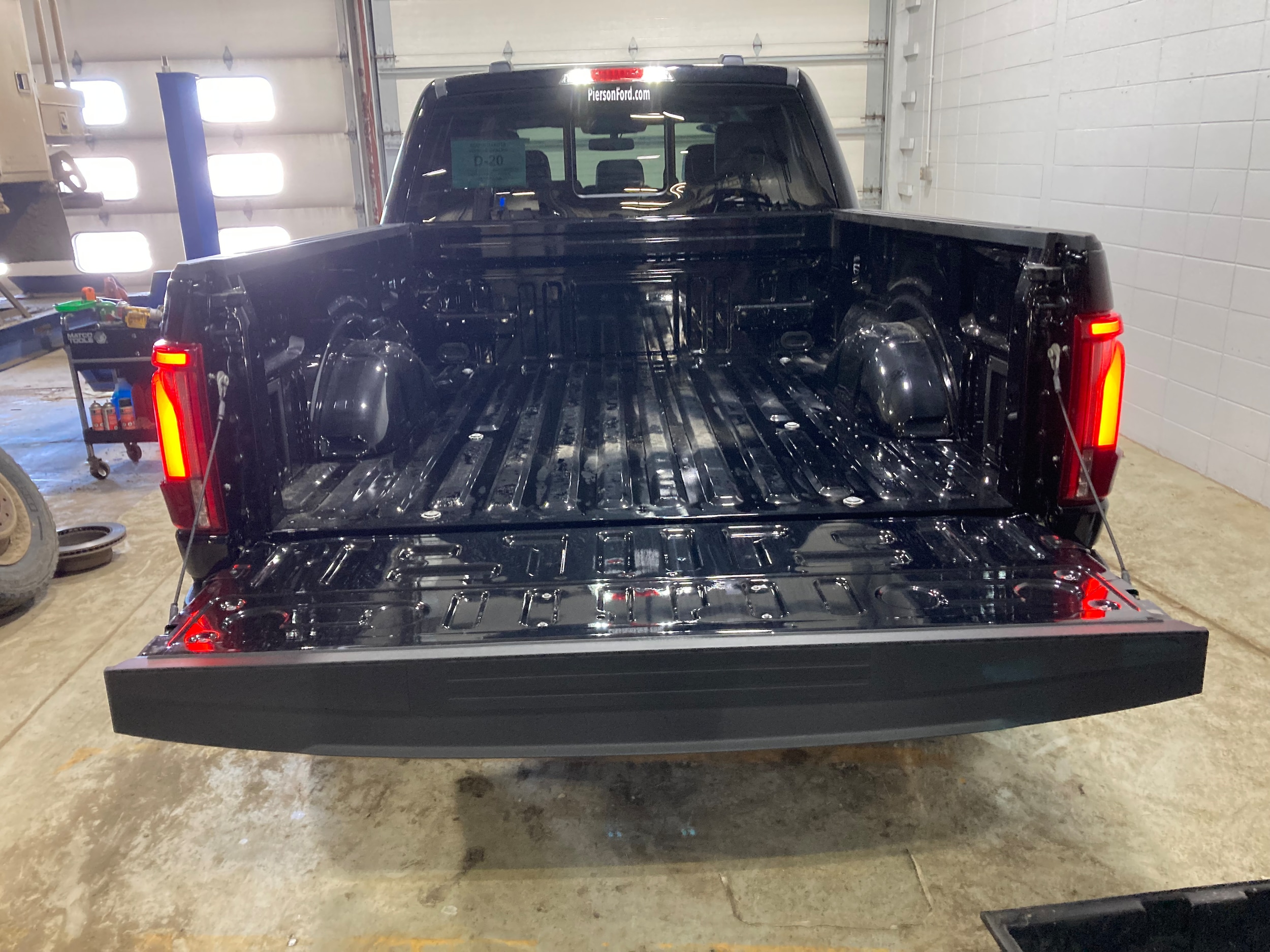 2026 Ford F-150 Lariat - Photo 17