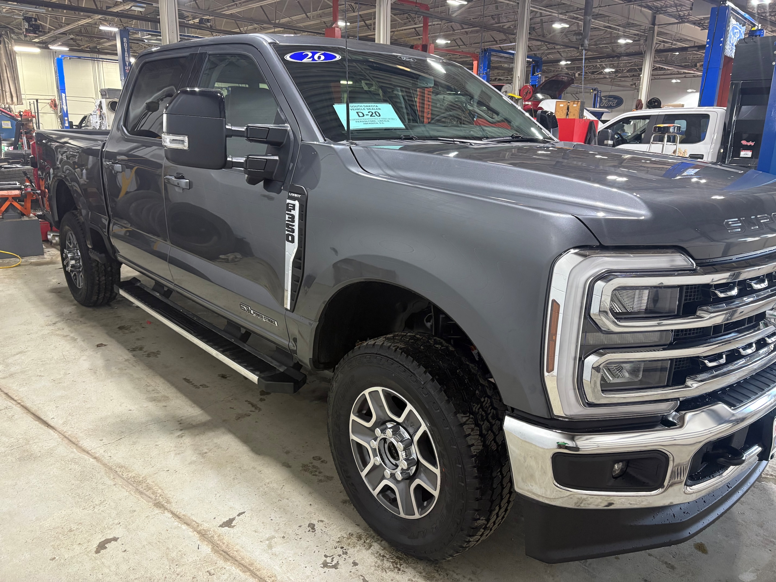 2026 Ford F-350 Super Duty Lariat - Photo 3
