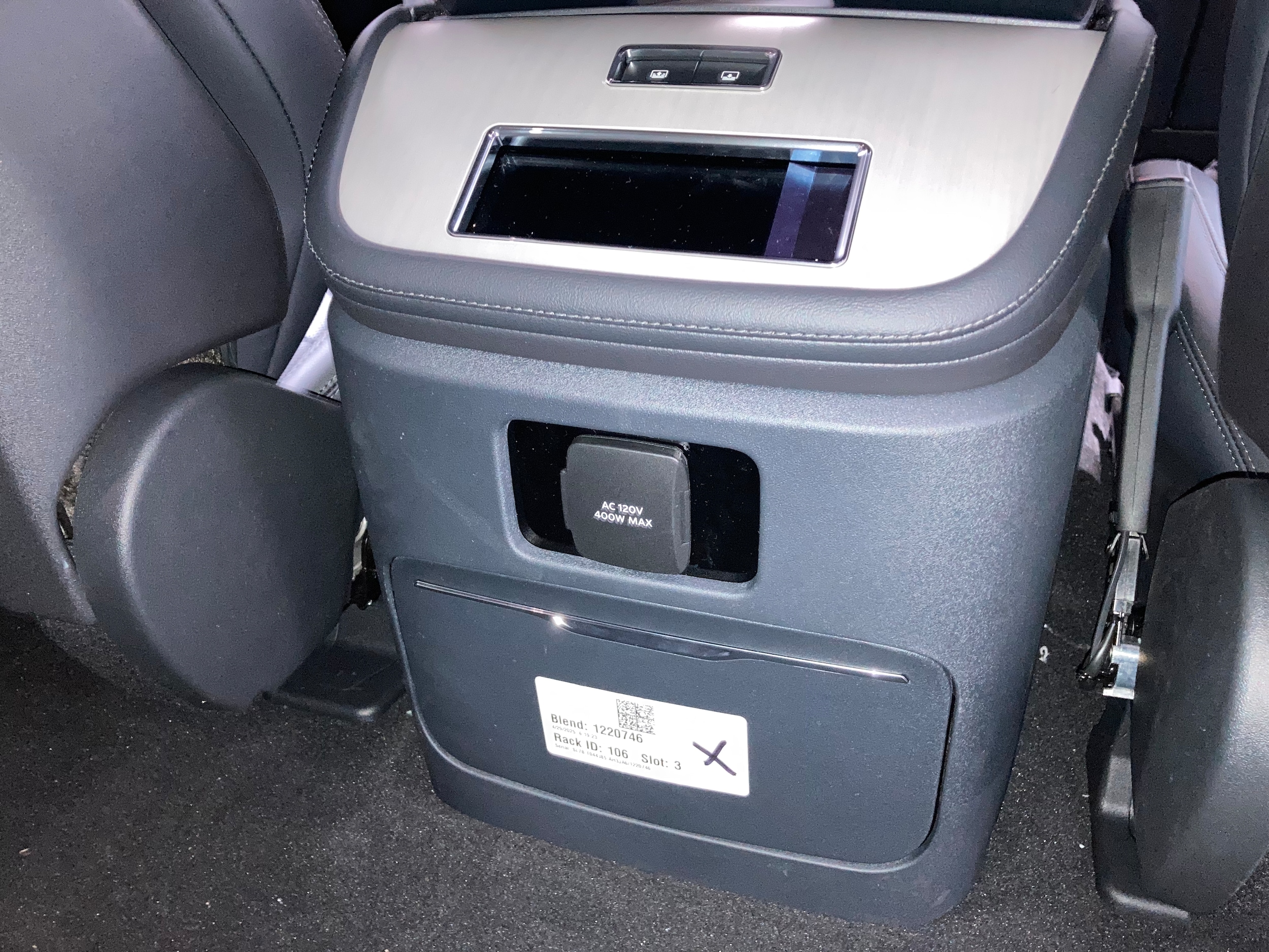 2025 Lincoln Navigator Reserve L - Photo 11