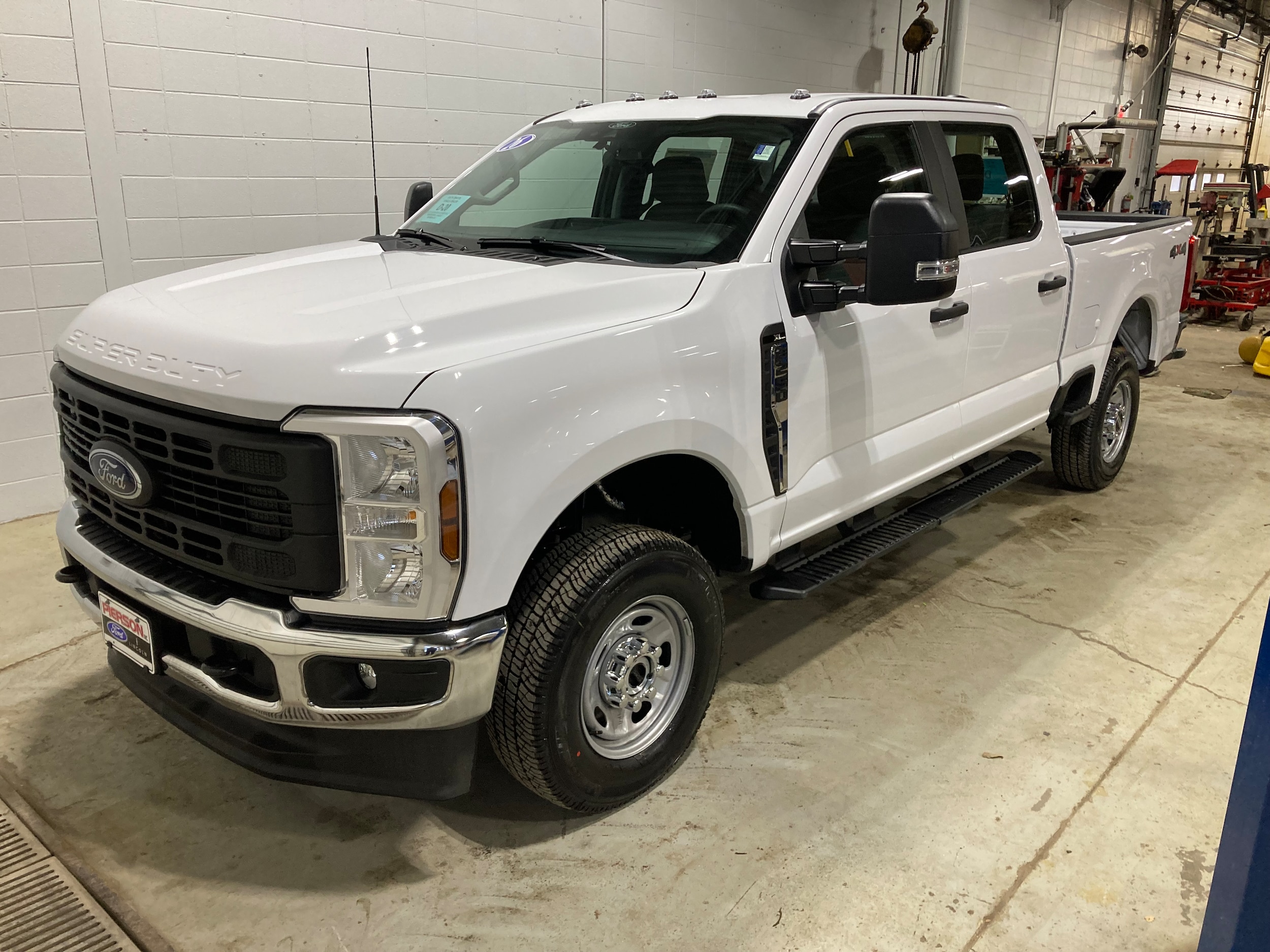 2026 Ford F-250 Super Duty XL's photo