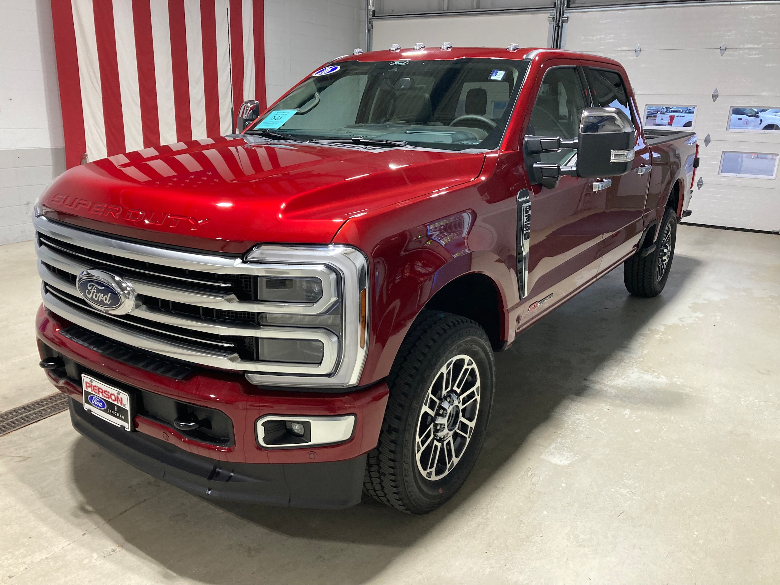 2026 Ford F-350 Super Duty Platinum's photo