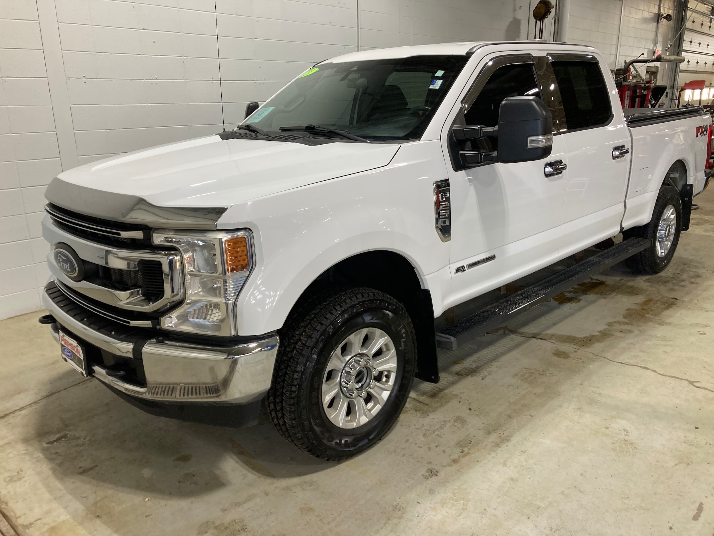 2021 Ford F-250 Super Duty XLT's photo