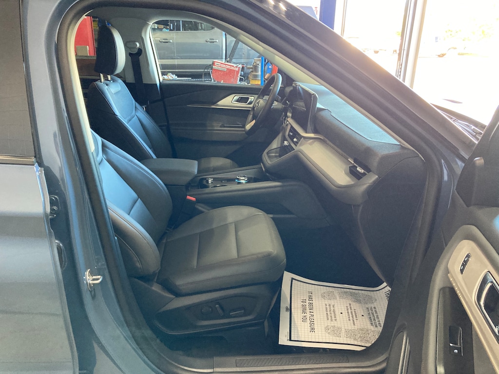 New 2025 Ford Explorer Active SUV