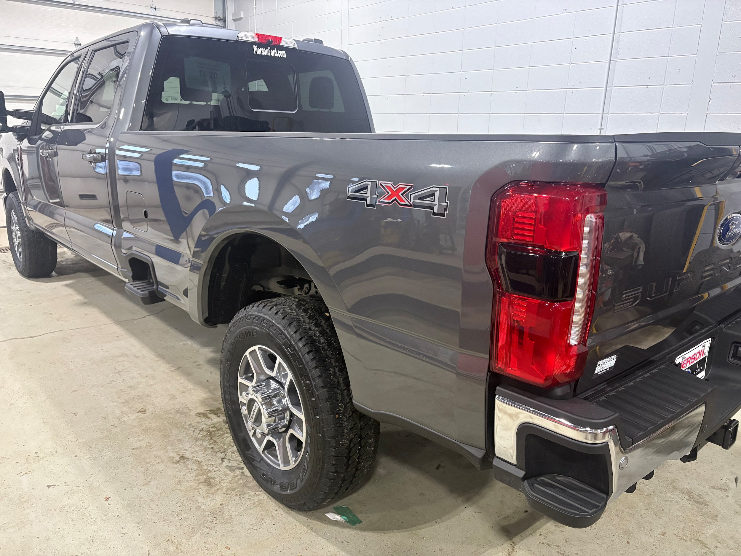 2026 Ford F-350 Super Duty Lariat - Photo 6