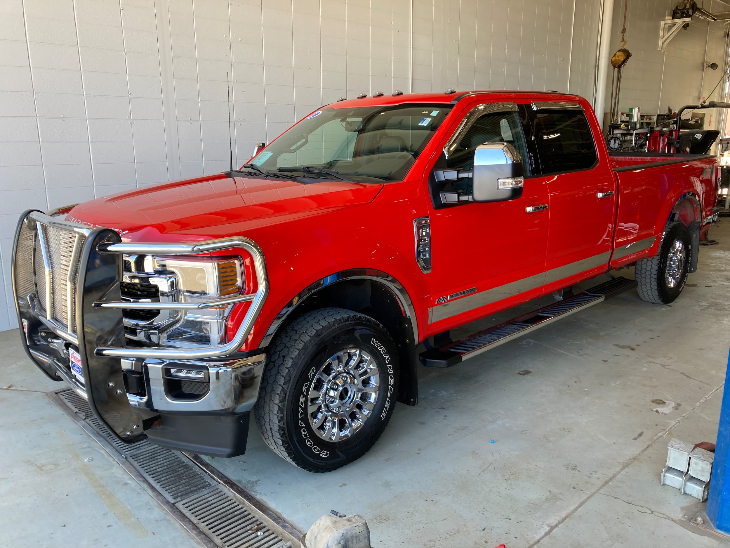 2022 Ford F-350 Lariat 4x4 Crew Cab 6-1/2' Box SRW's photo