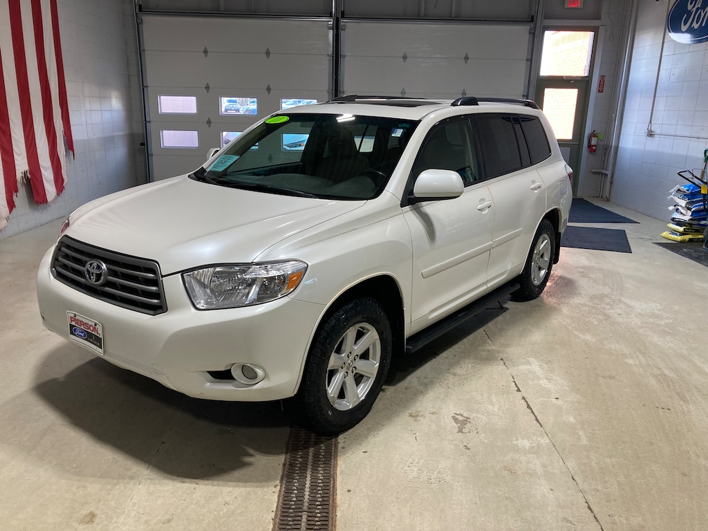 Used 2010 Toyota Highlander SE SUV