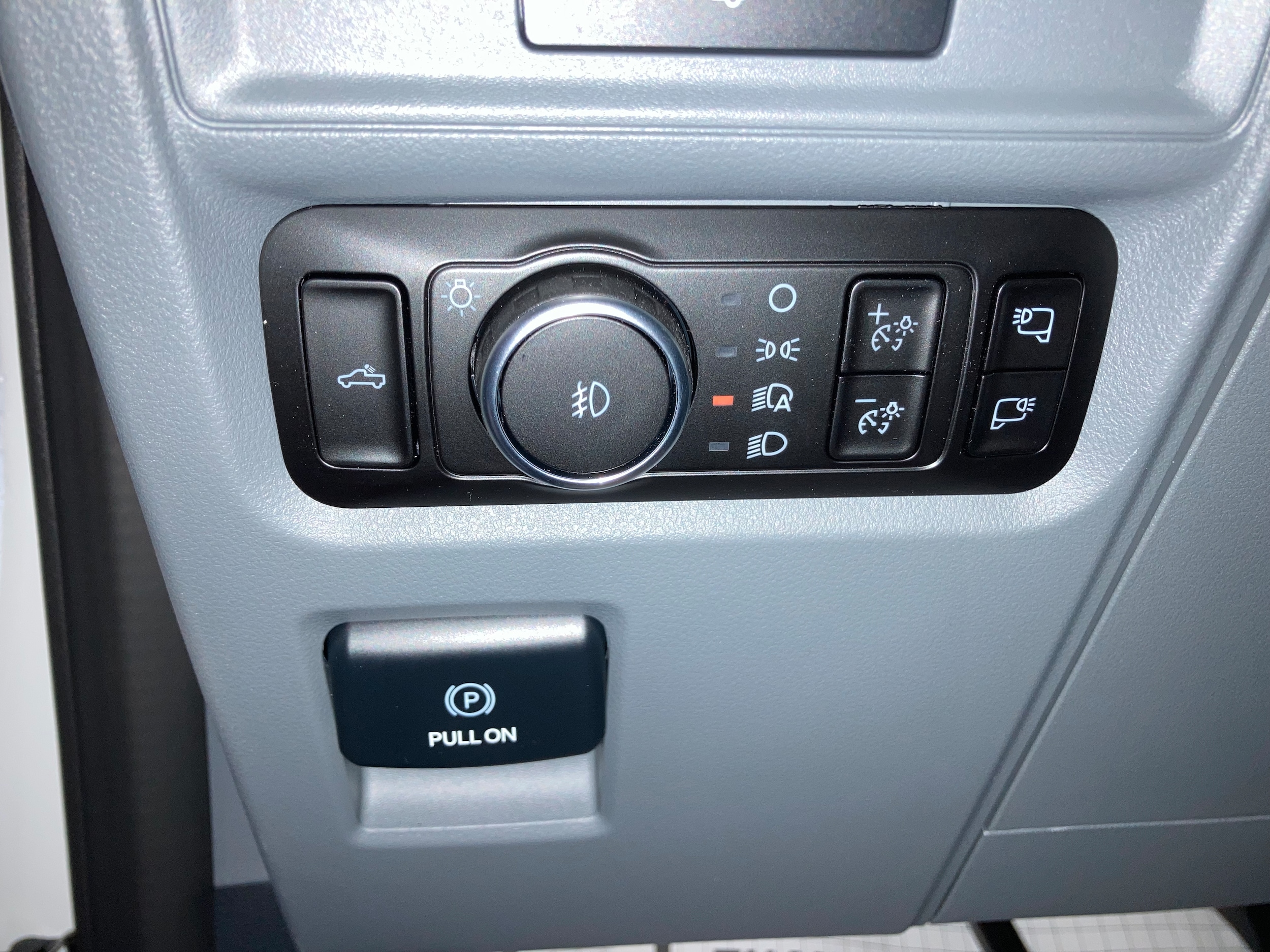 2026 Ford F-150 XLT - Photo 25