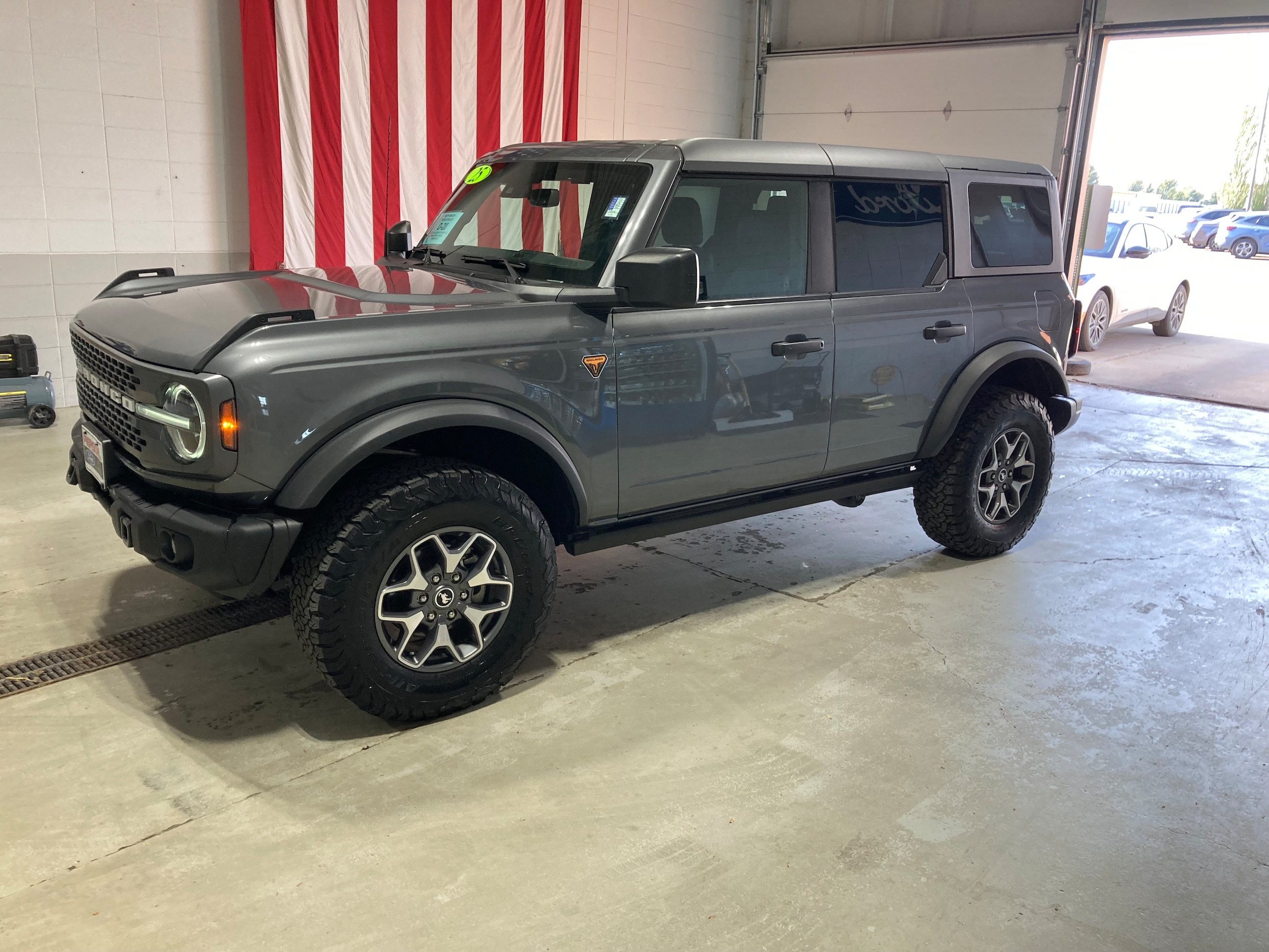 2025 Ford Bronco 4-Door Badlands