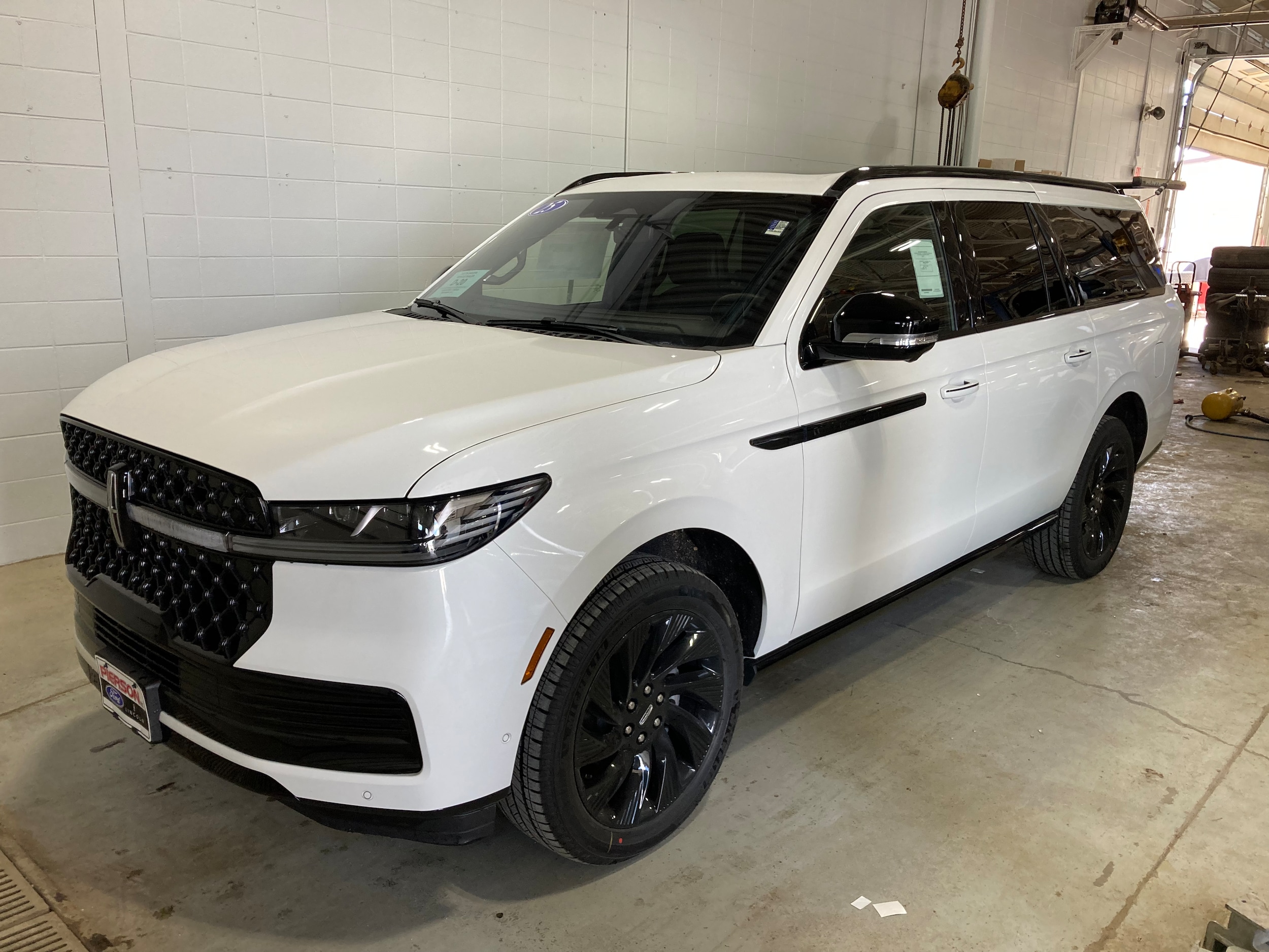 2025 Lincoln Navigator L Reserve