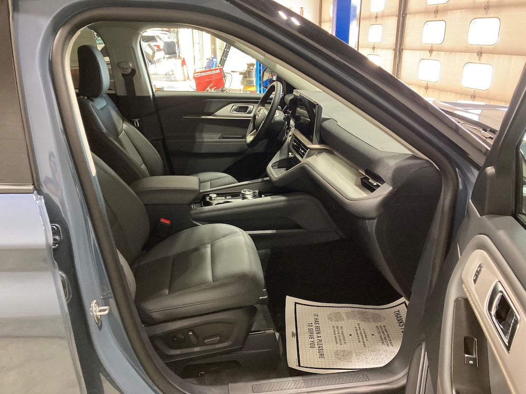 New 2025 Ford Explorer Active SUV