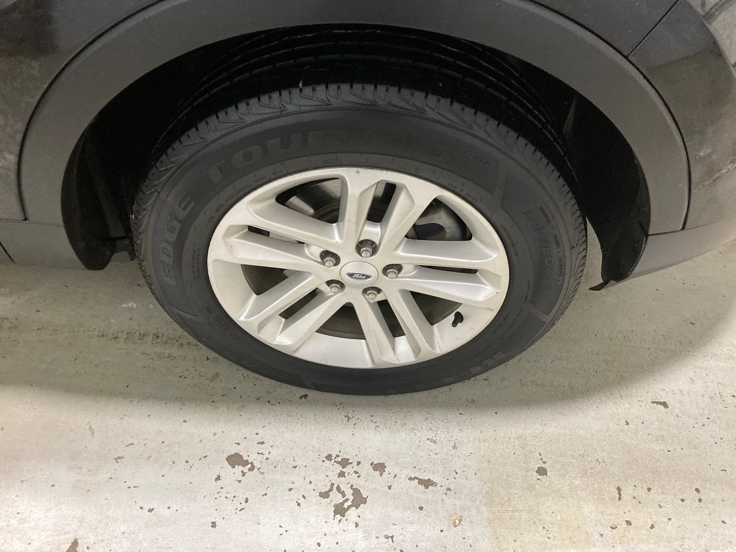 2015 Ford Explorer Base photo 4