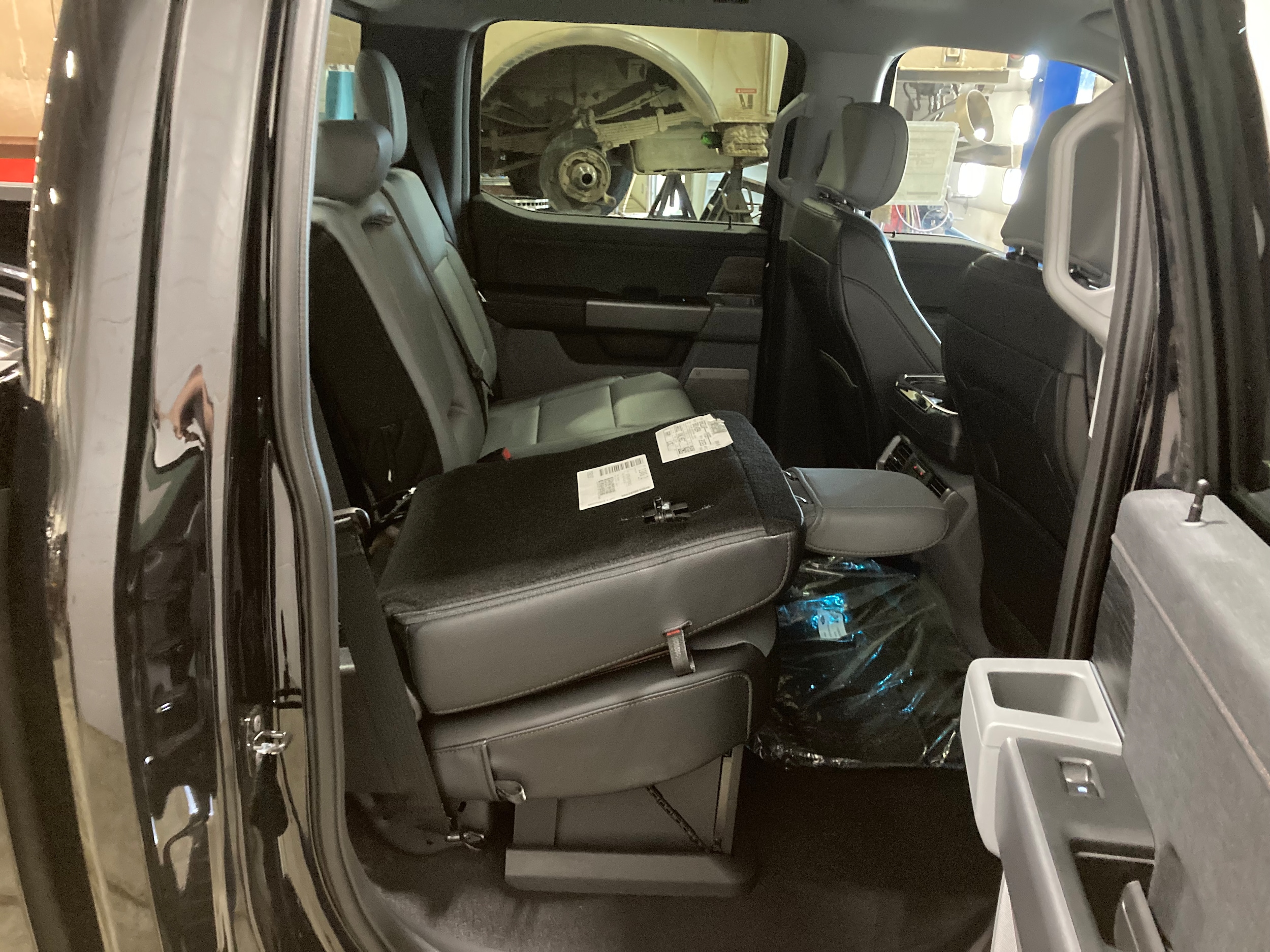 2026 Ford F-150 Lariat - Photo 12
