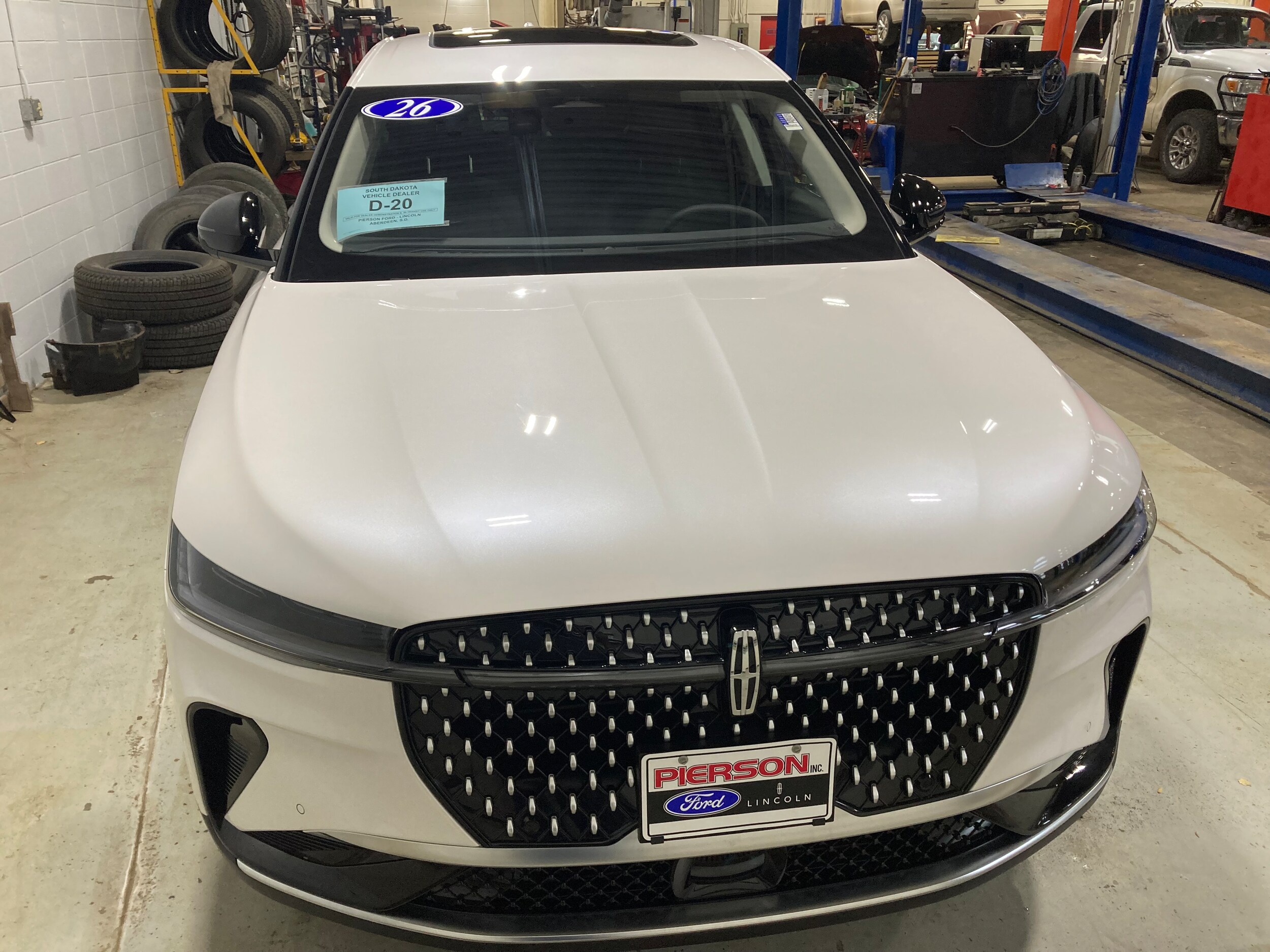 2026 Lincoln Nautilus Premiere photo 2