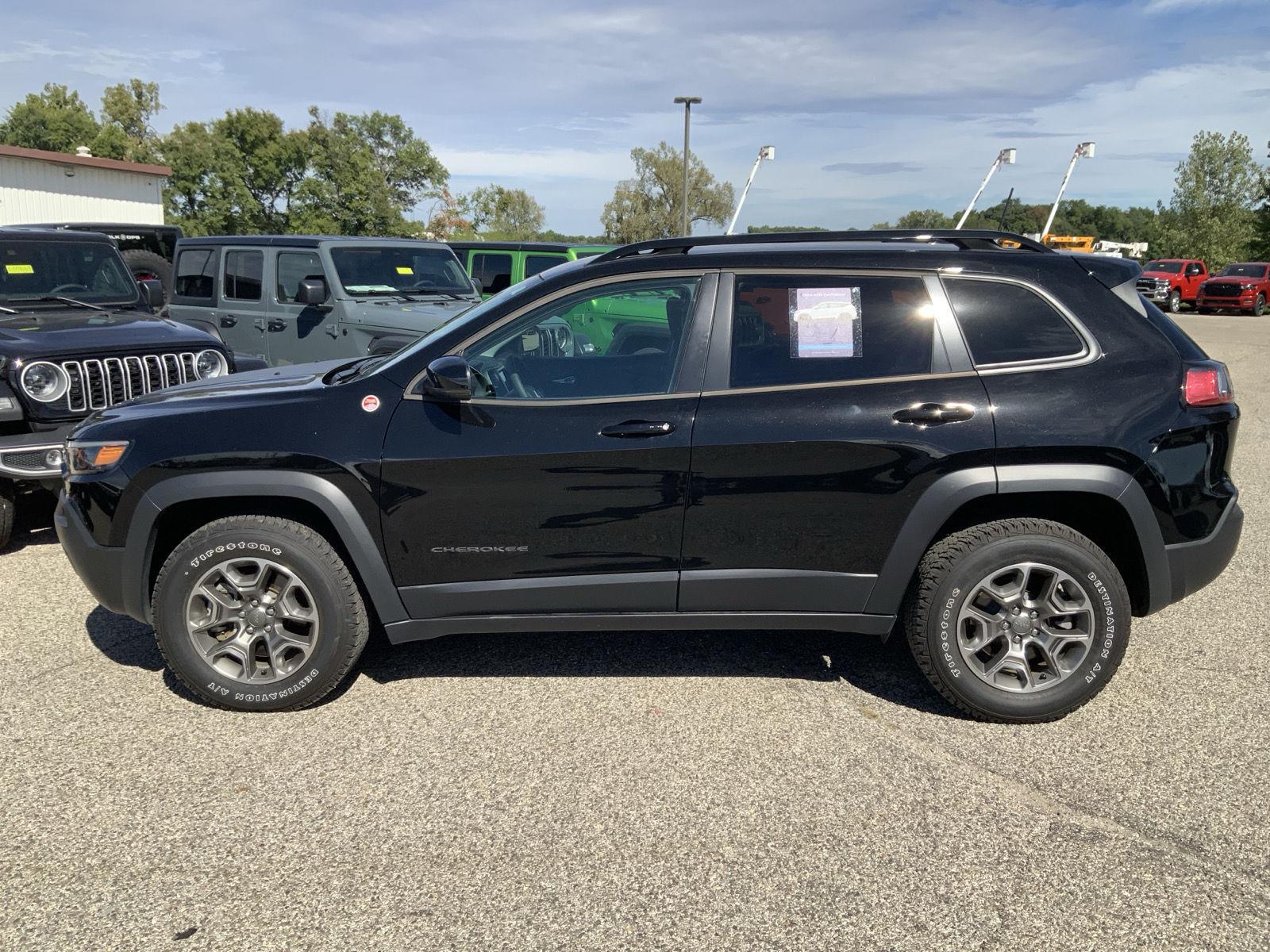 2022 Jeep Cherokee Trailhawk - Photo 9
