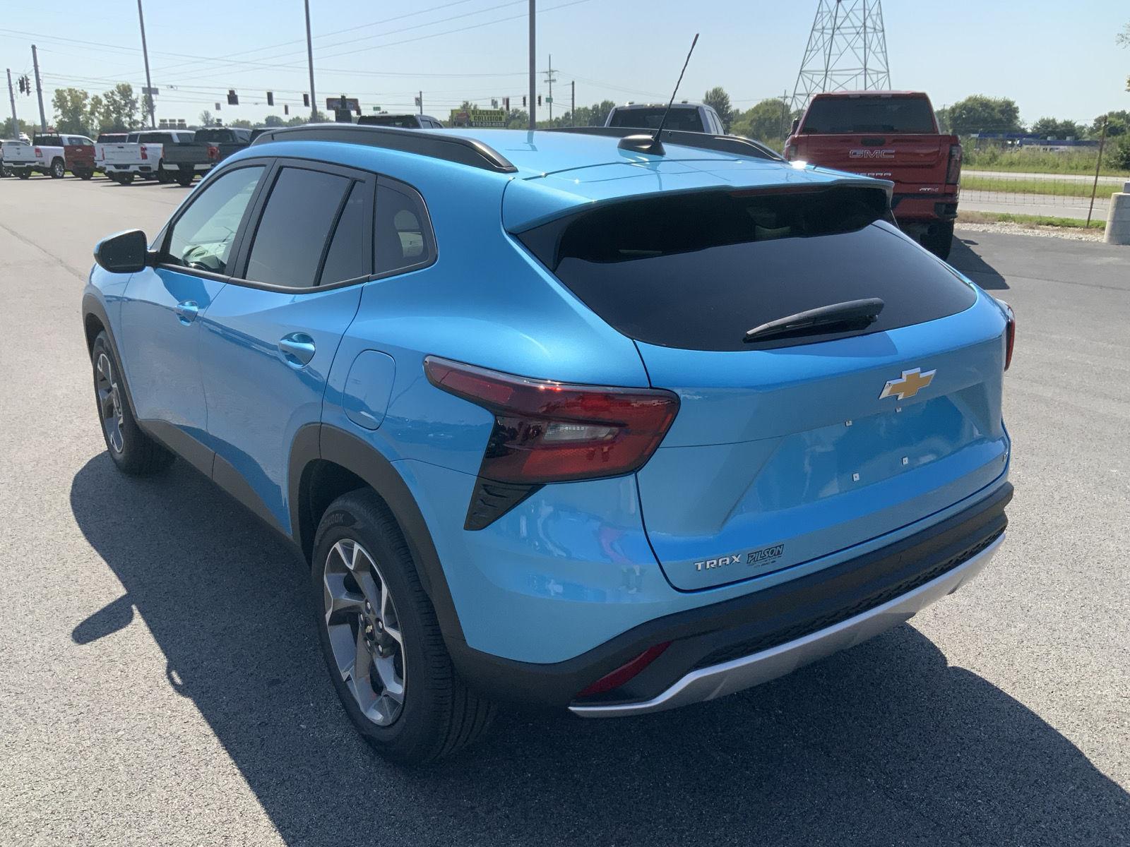 2026 Chevrolet Trax LT - Photo 6