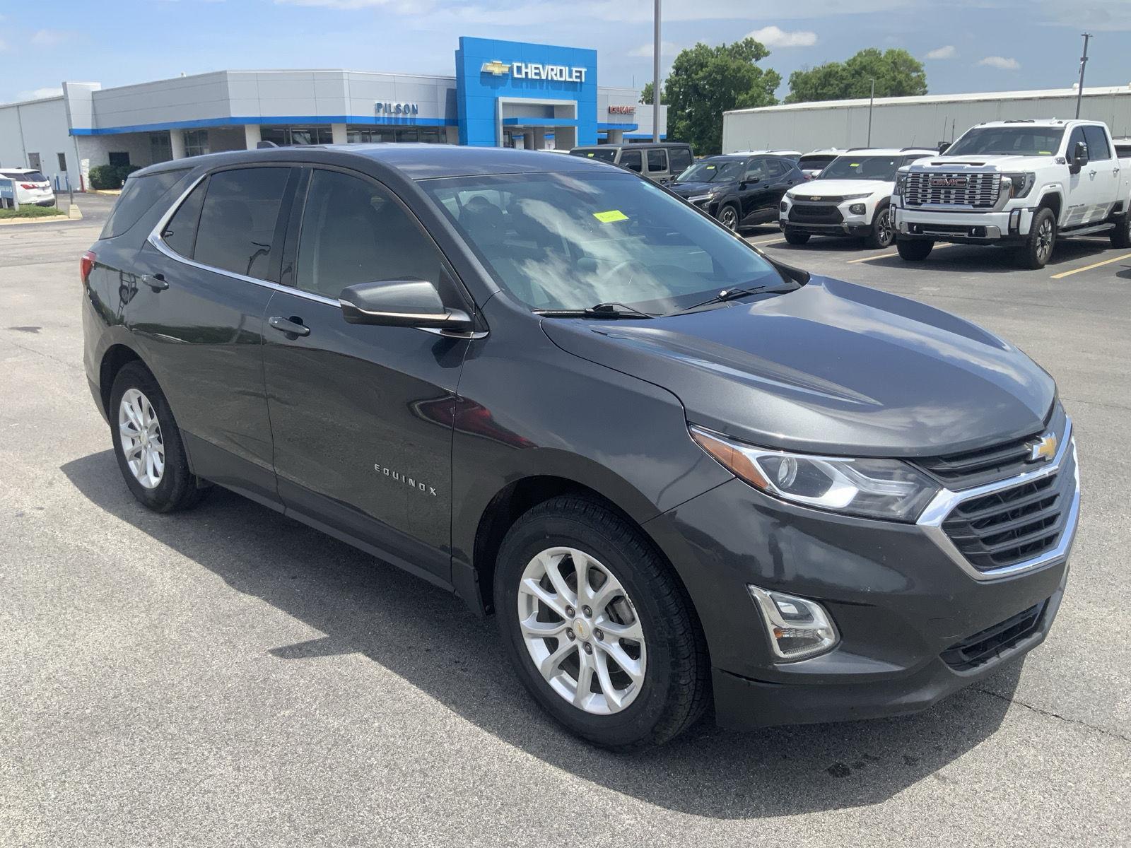 Used 2018 Chevrolet Equinox LT with VIN 2GNAXJEV7J6204868 for sale in Clinton, IN