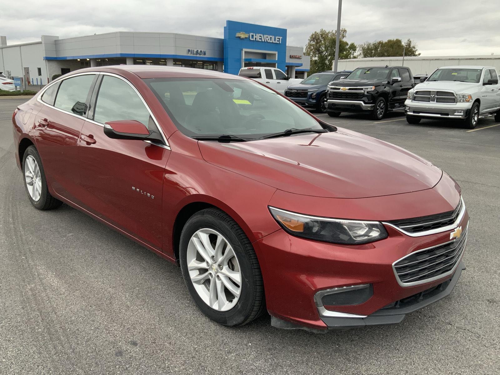 Used 2018 Chevrolet Malibu 1LT with VIN 1G1ZD5ST7JF261763 for sale in Clinton, IN