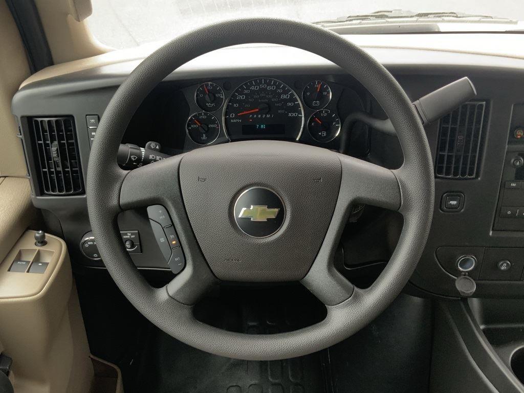 2025 Chevrolet Express Cargo Work Van - Photo 27