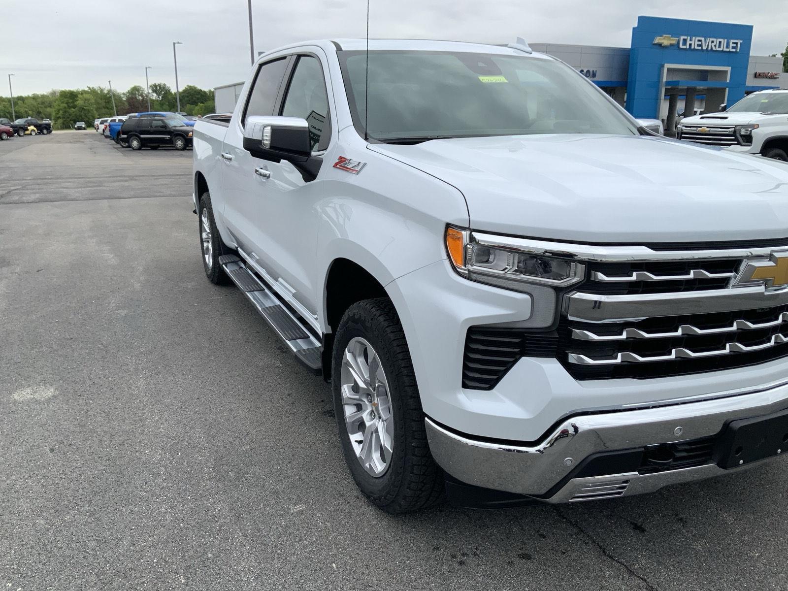 2026 Chevrolet Silverado 1500 LTZ - Photo 14