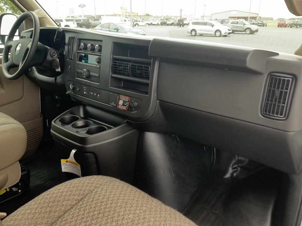 2025 Chevrolet Express Cargo Work Van - Photo 43