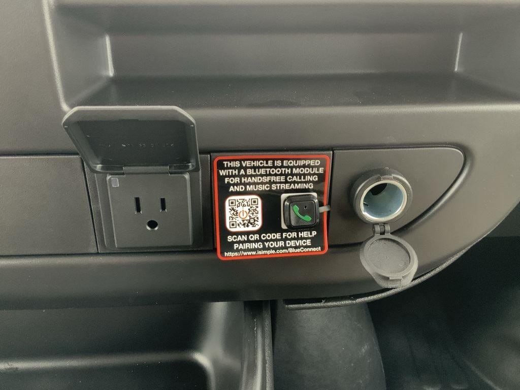2025 Chevrolet Express Cargo Work Van - Photo 37