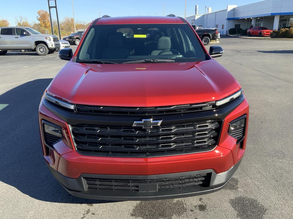 New 2026 Chevrolet Traverse FWD LT SUV