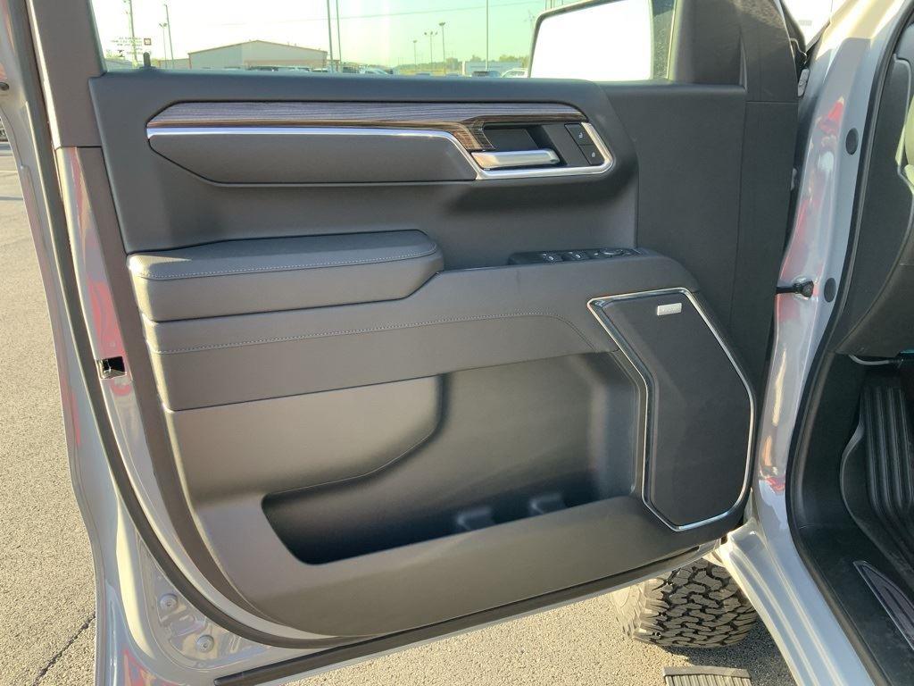 2025 Chevrolet Silverado 1500 RST - Photo 29
