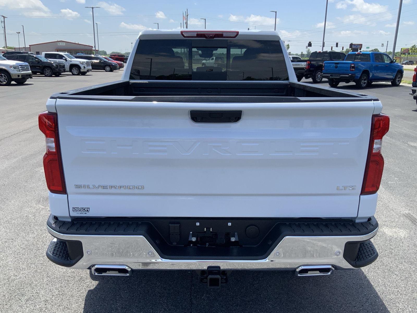 2026 Chevrolet Silverado 1500 LTZ - Photo 9