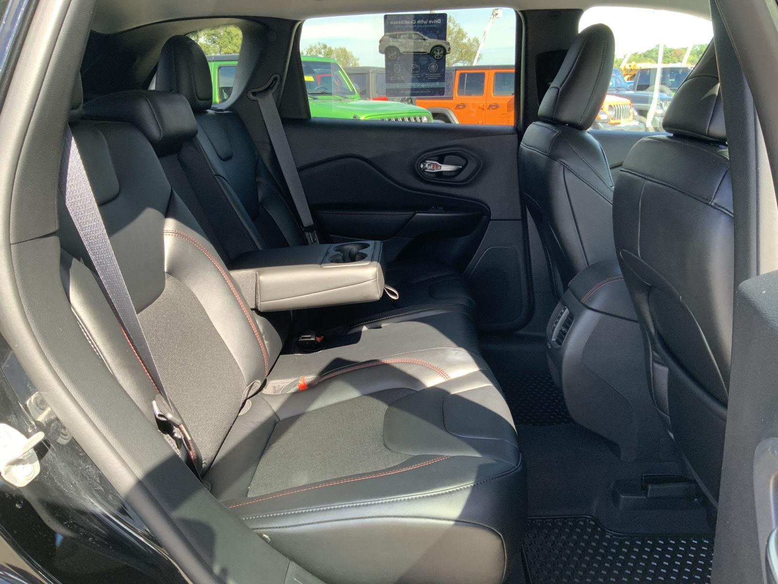 2022 Jeep Cherokee Trailhawk - Photo 47