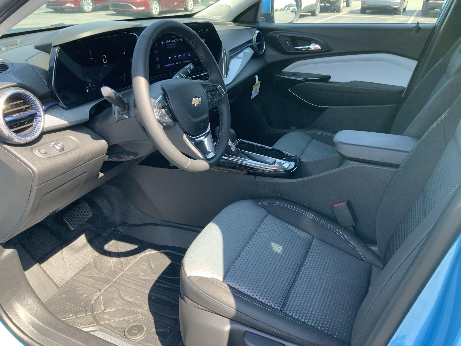 2026 Chevrolet Trax LT - Photo 19