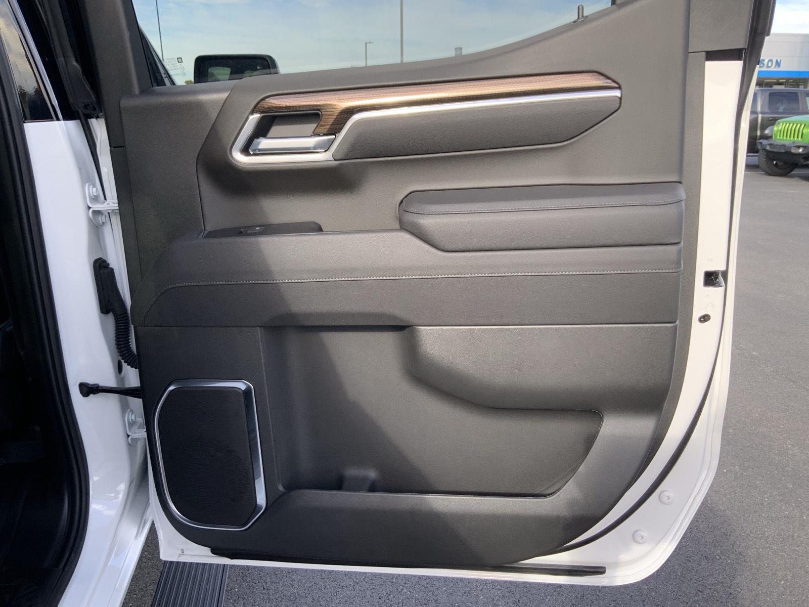 2025 Chevrolet Silverado 1500 RST - Photo 65