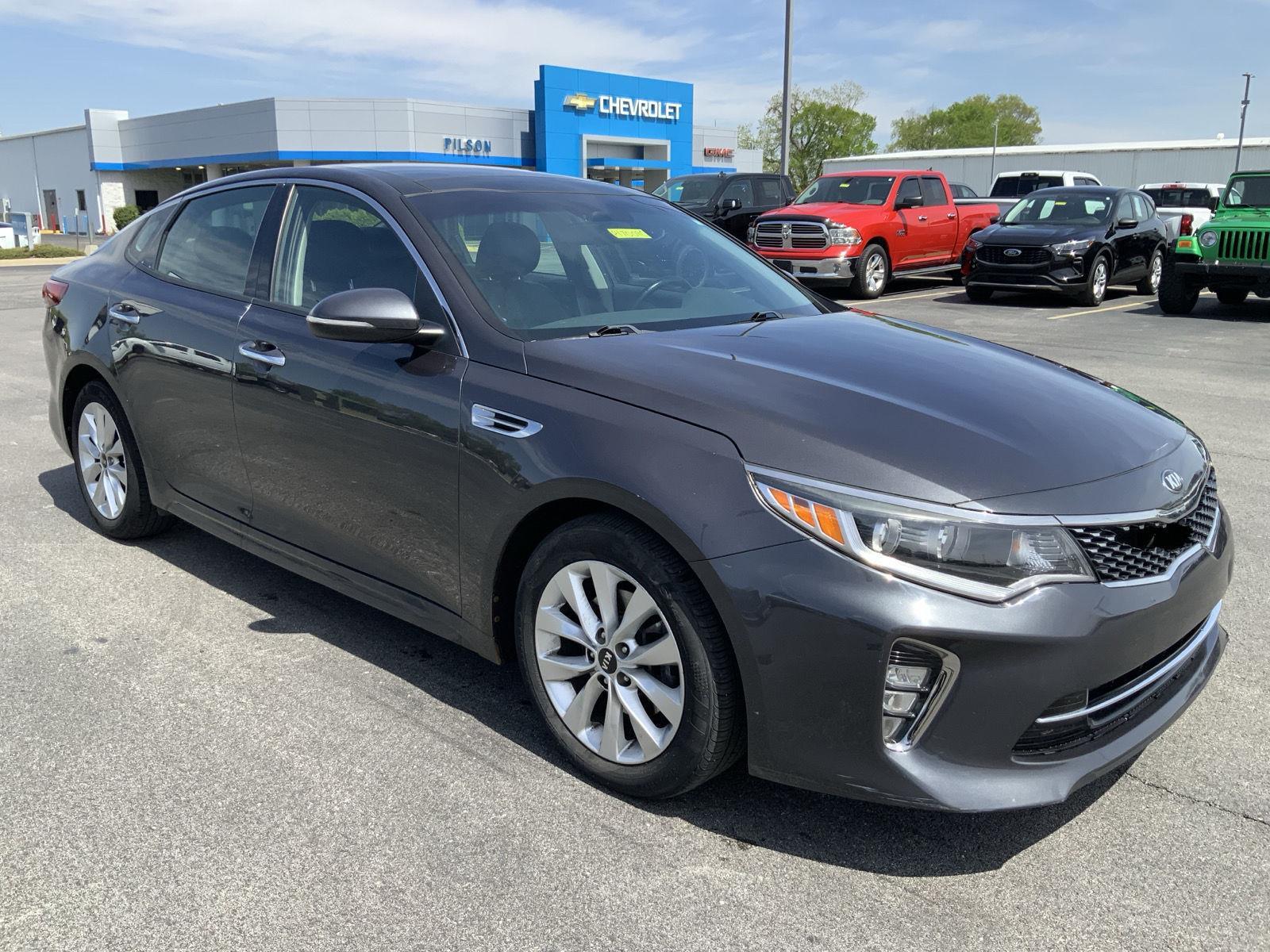 Used 2018 Kia Optima S with VIN 5XXGT4L3XJG236576 for sale in Clinton, IN
