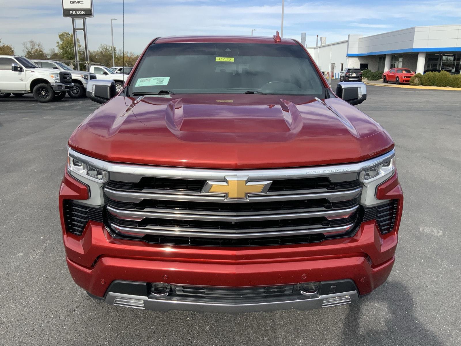 2023 Chevrolet Silverado 1500 High Country photo 2