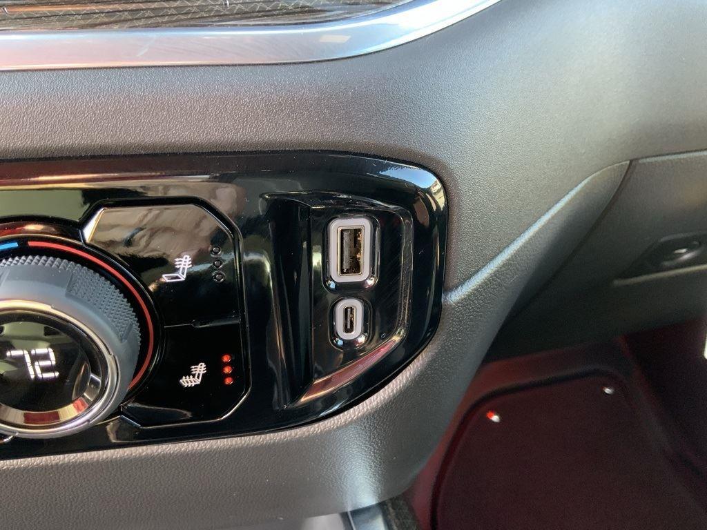 2025 Chevrolet Silverado 1500 RST - Photo 74