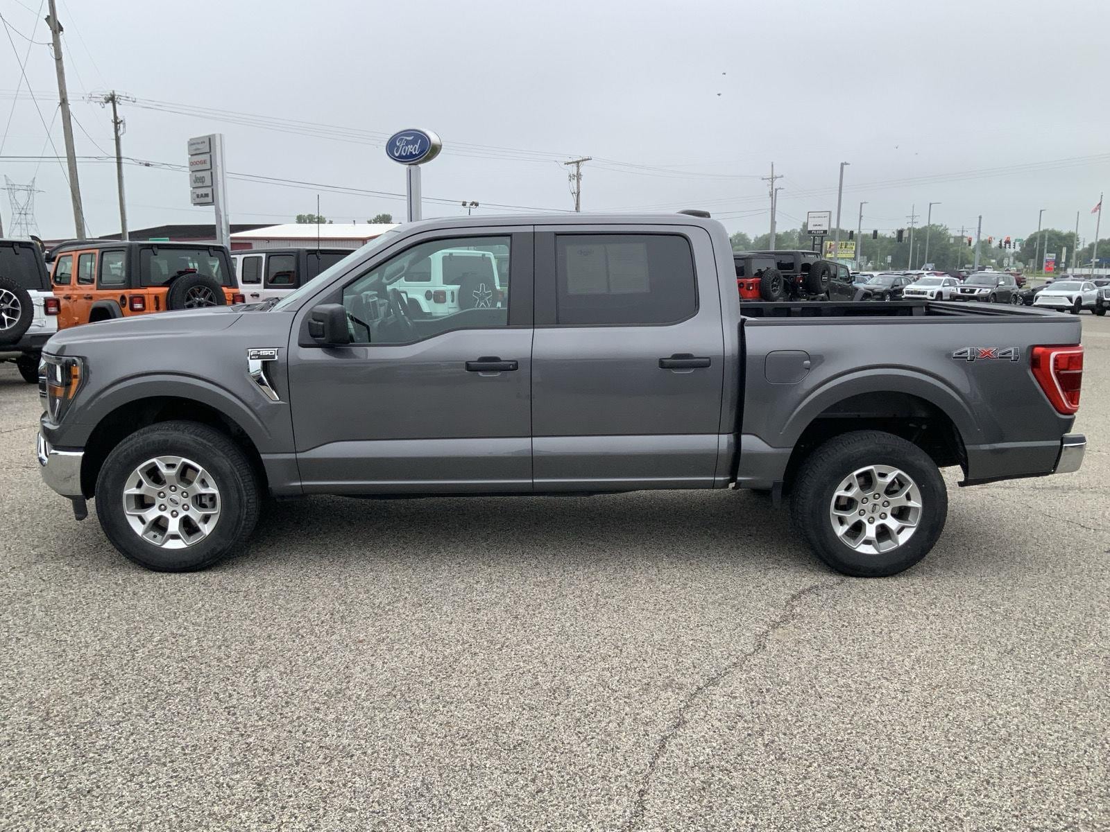 2023 Ford F-150 XLT - Photo 6