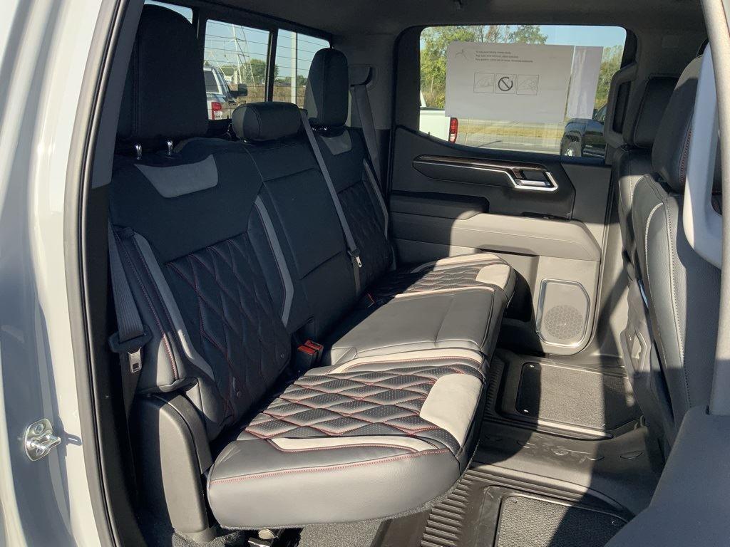 2025 Chevrolet Silverado 1500 RST - Photo 68