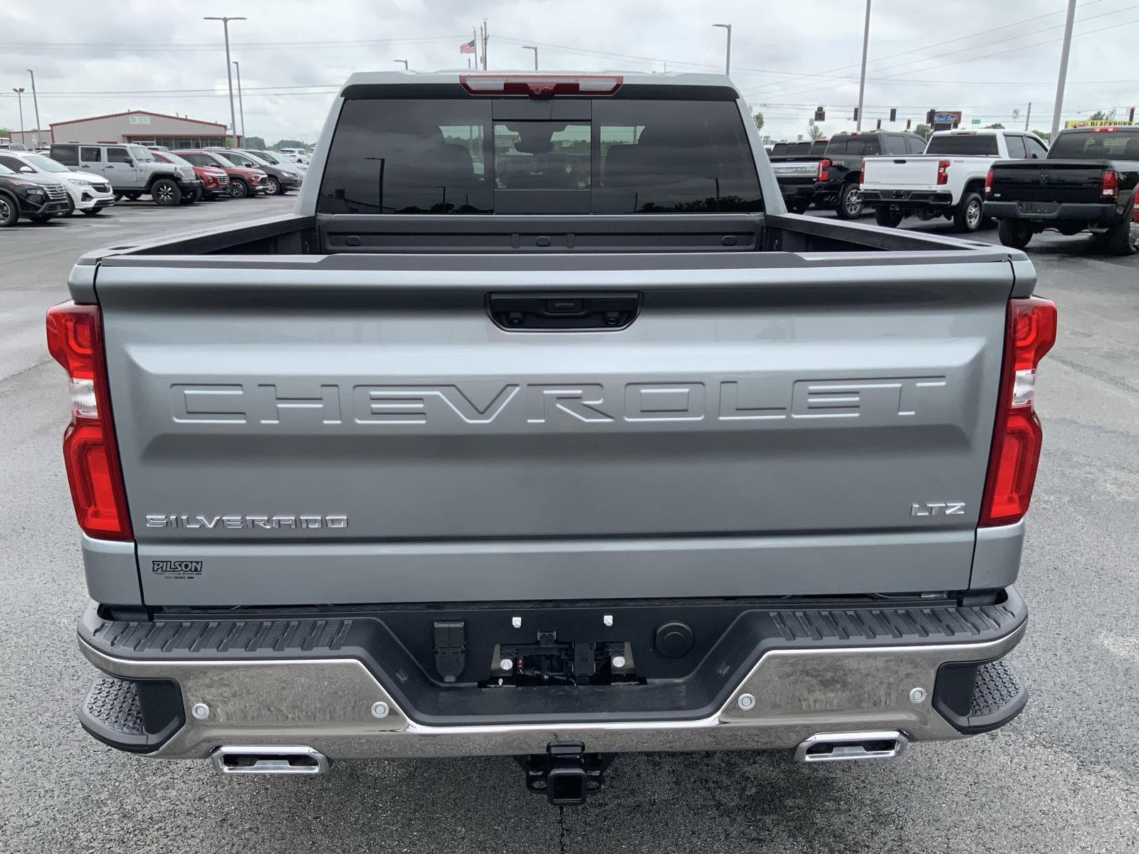 2026 Chevrolet Silverado 1500 LTZ - Photo 9