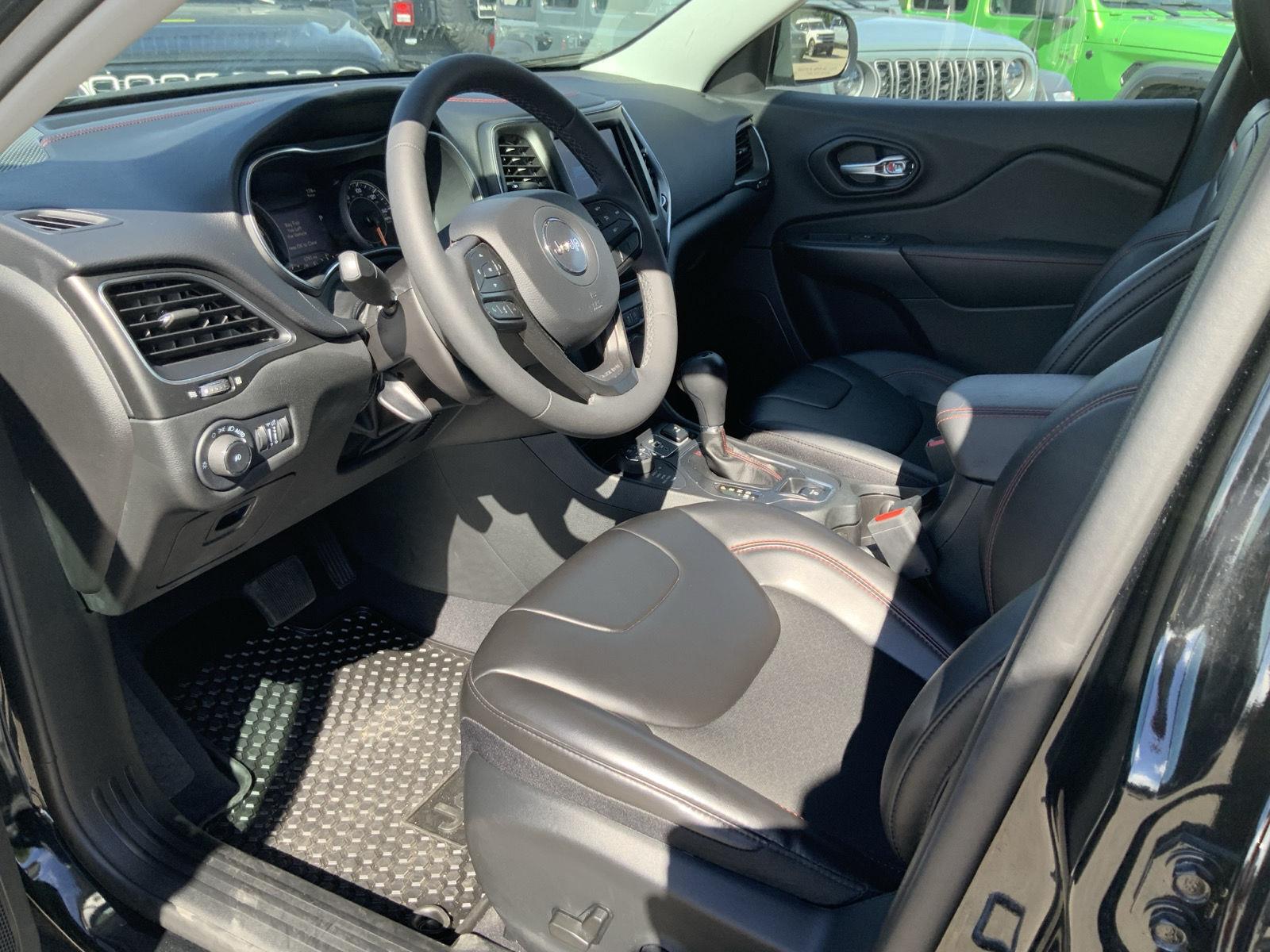 2022 Jeep Cherokee Trailhawk - Photo 22