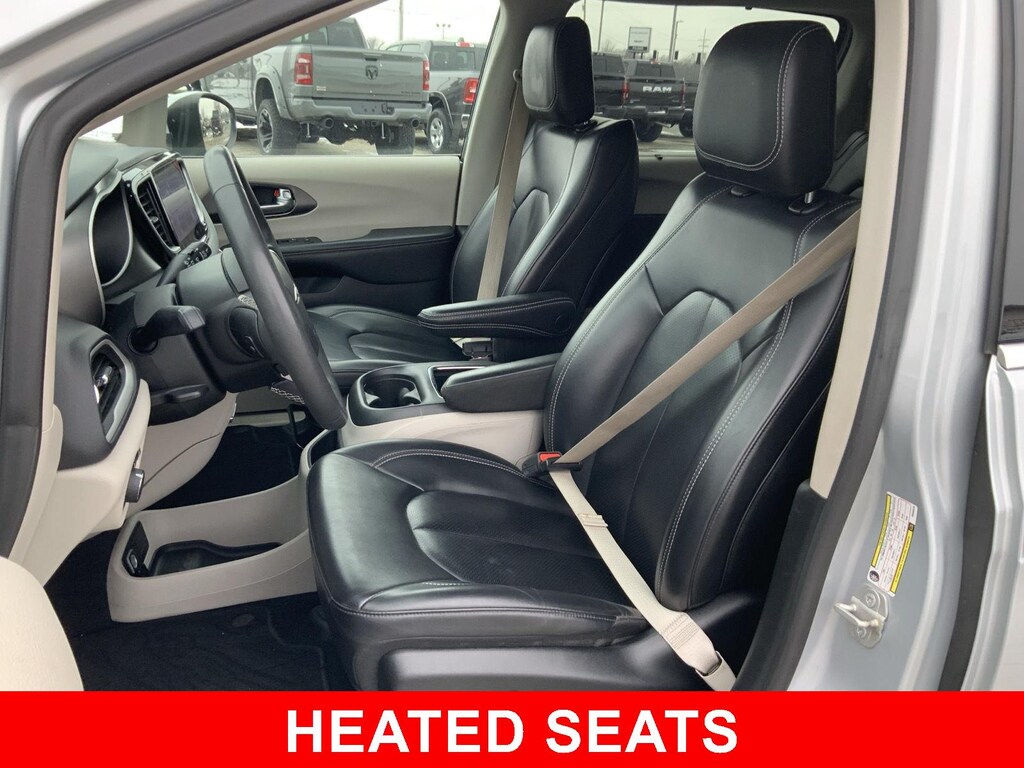Used 2023 Chrysler Pacifica Touring L Van Passenger Van