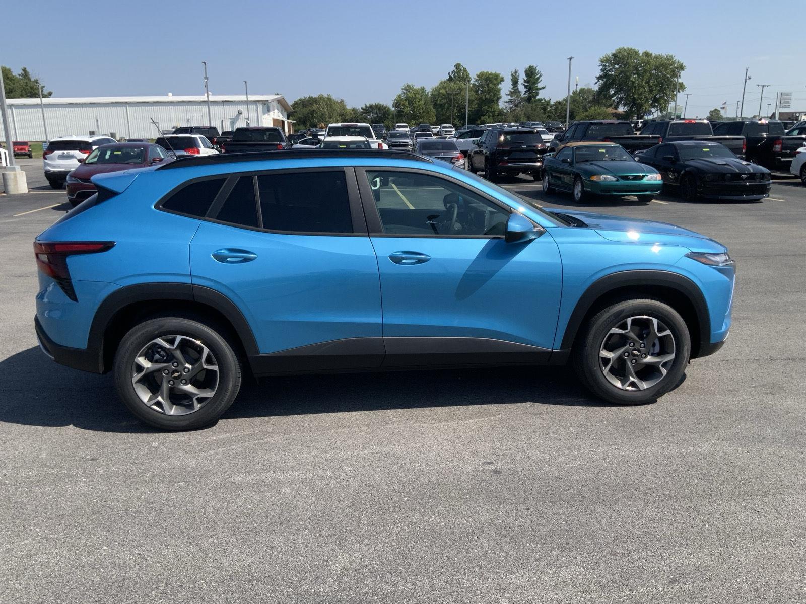 2026 Chevrolet Trax LT - Photo 11