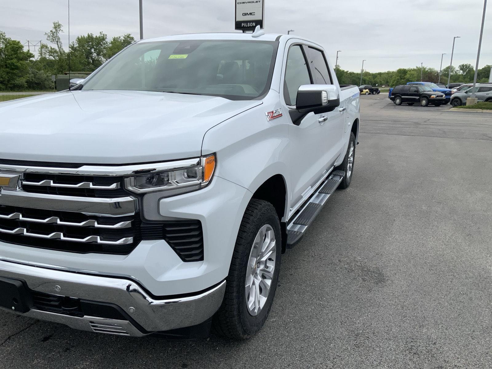 2026 Chevrolet Silverado 1500 LTZ - Photo 15