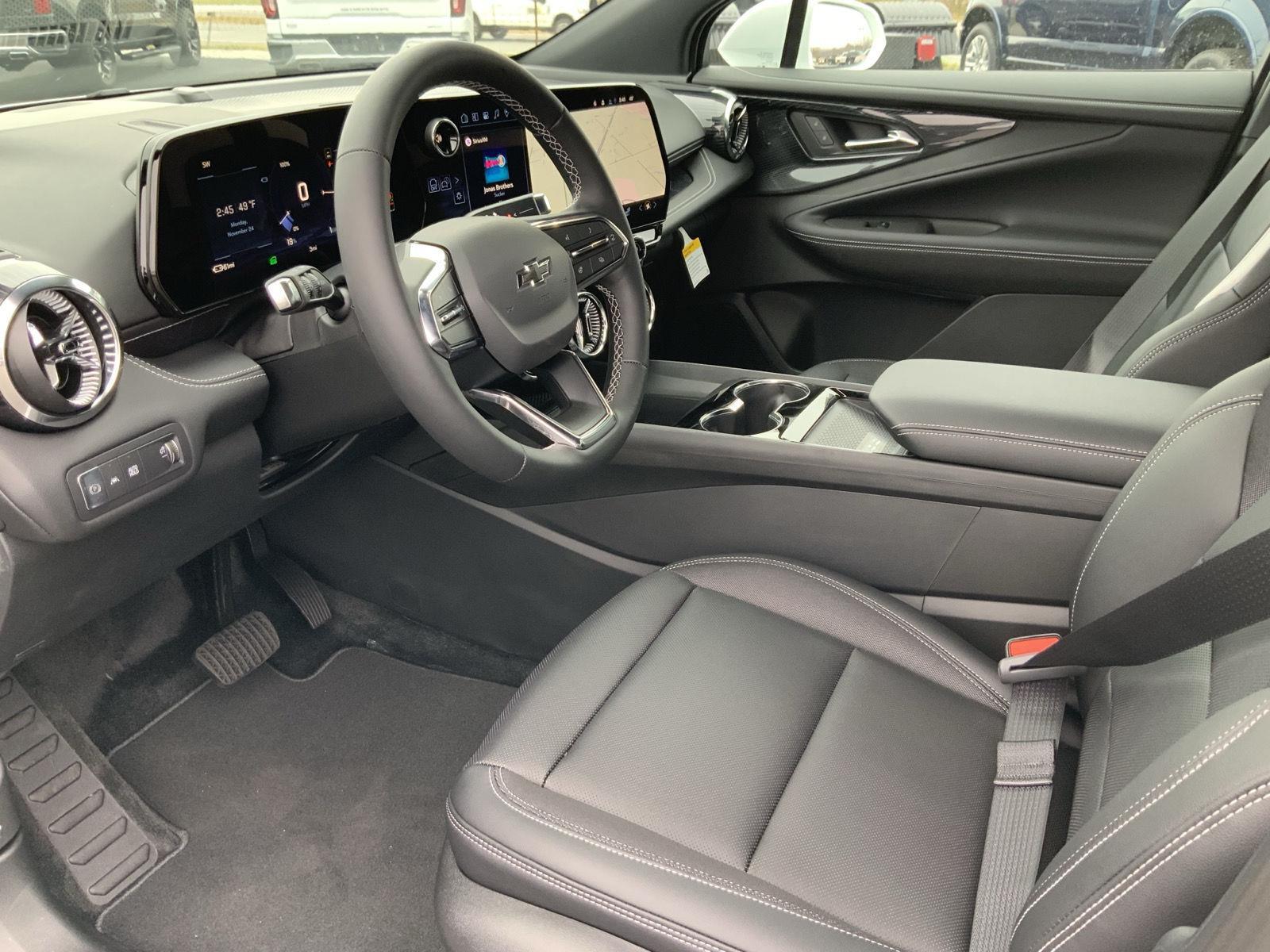 2026 Chevrolet Blazer EV LT - Photo 29